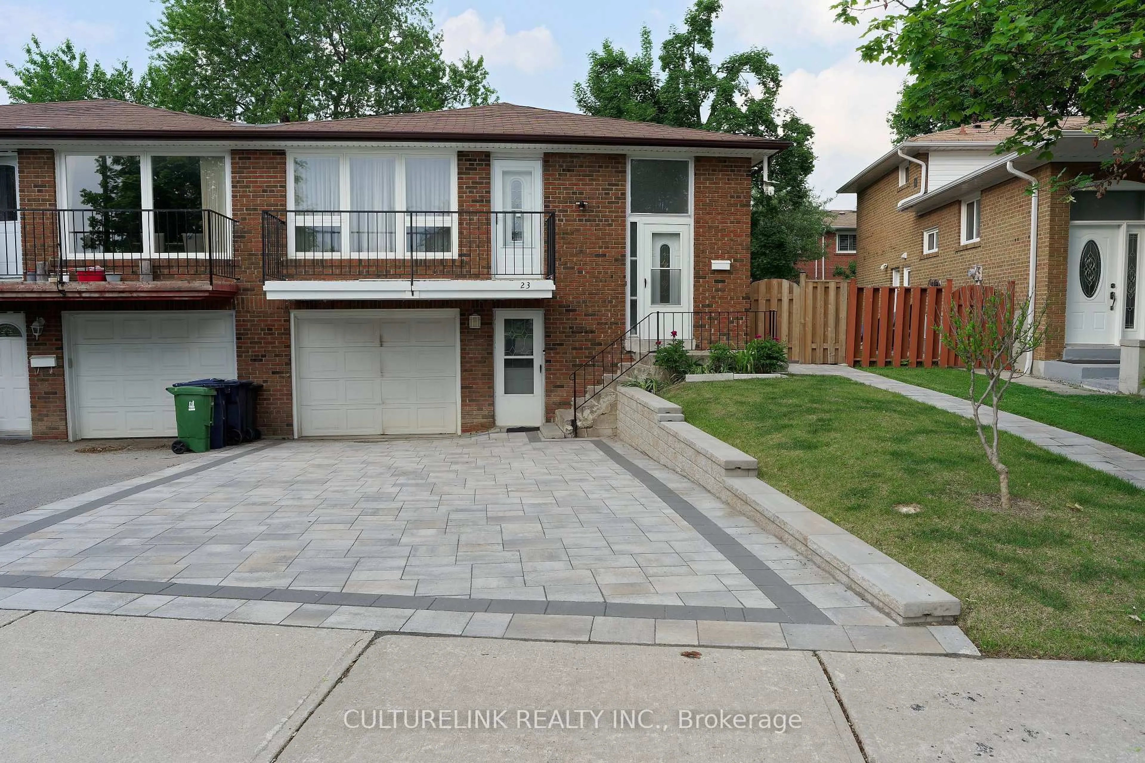 Home with brick exterior material, street for 23 Lowbank Crt, Toronto Ontario M2M 3A5