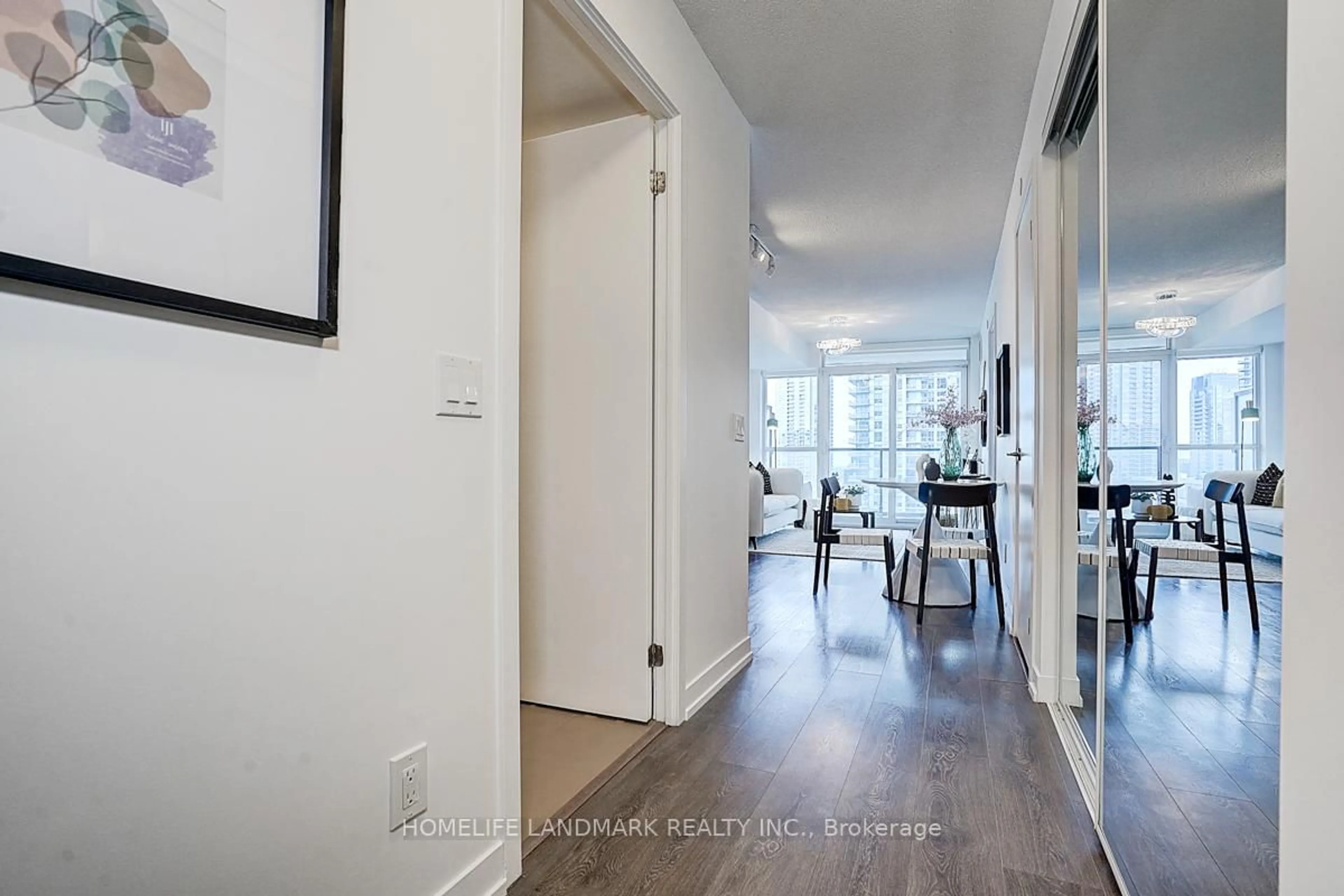 Indoor entryway for 125 Redpath Ave #2306, Toronto Ontario M4S 0B5