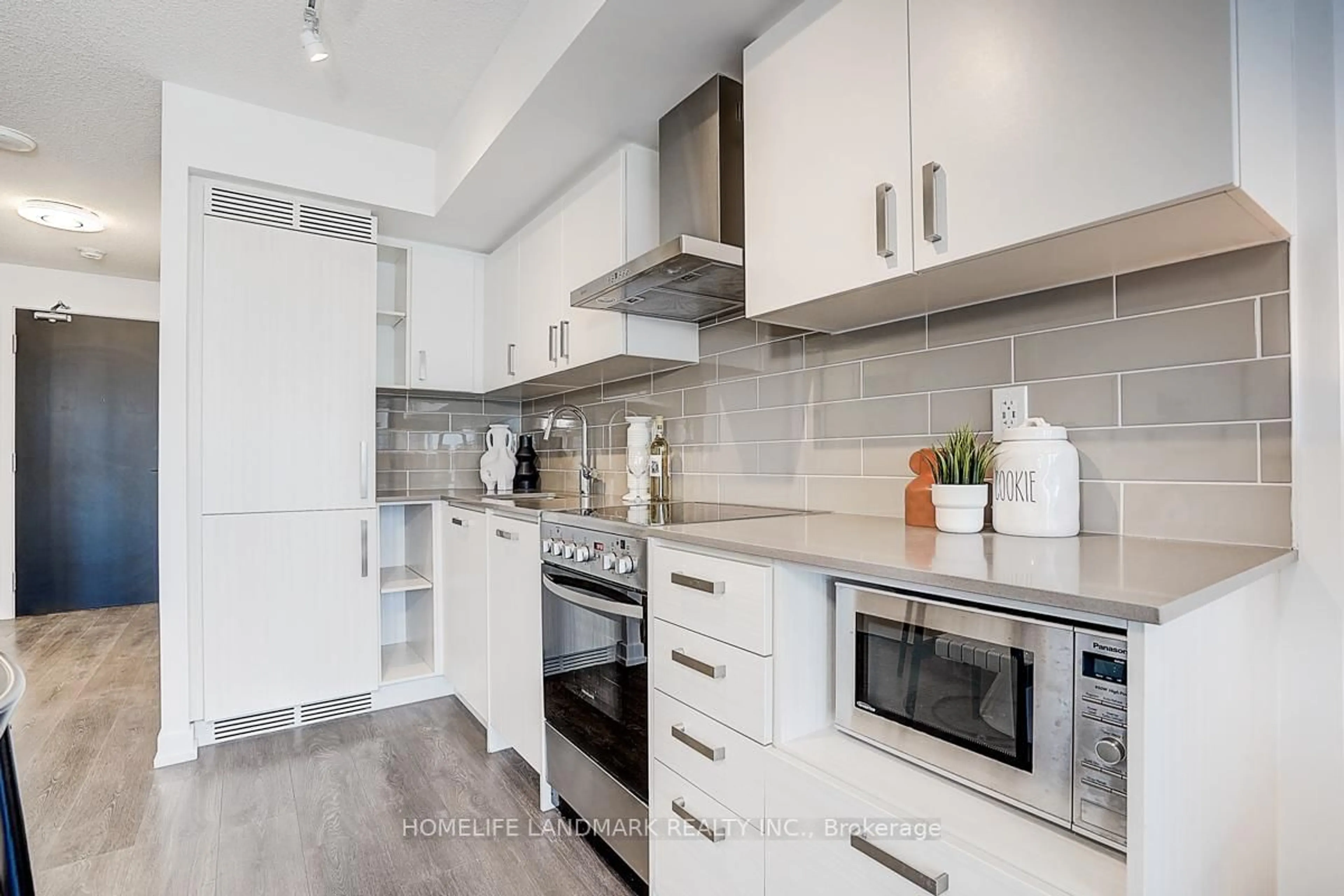 Unknown for 125 Redpath Ave #2306, Toronto Ontario M4S 0B5