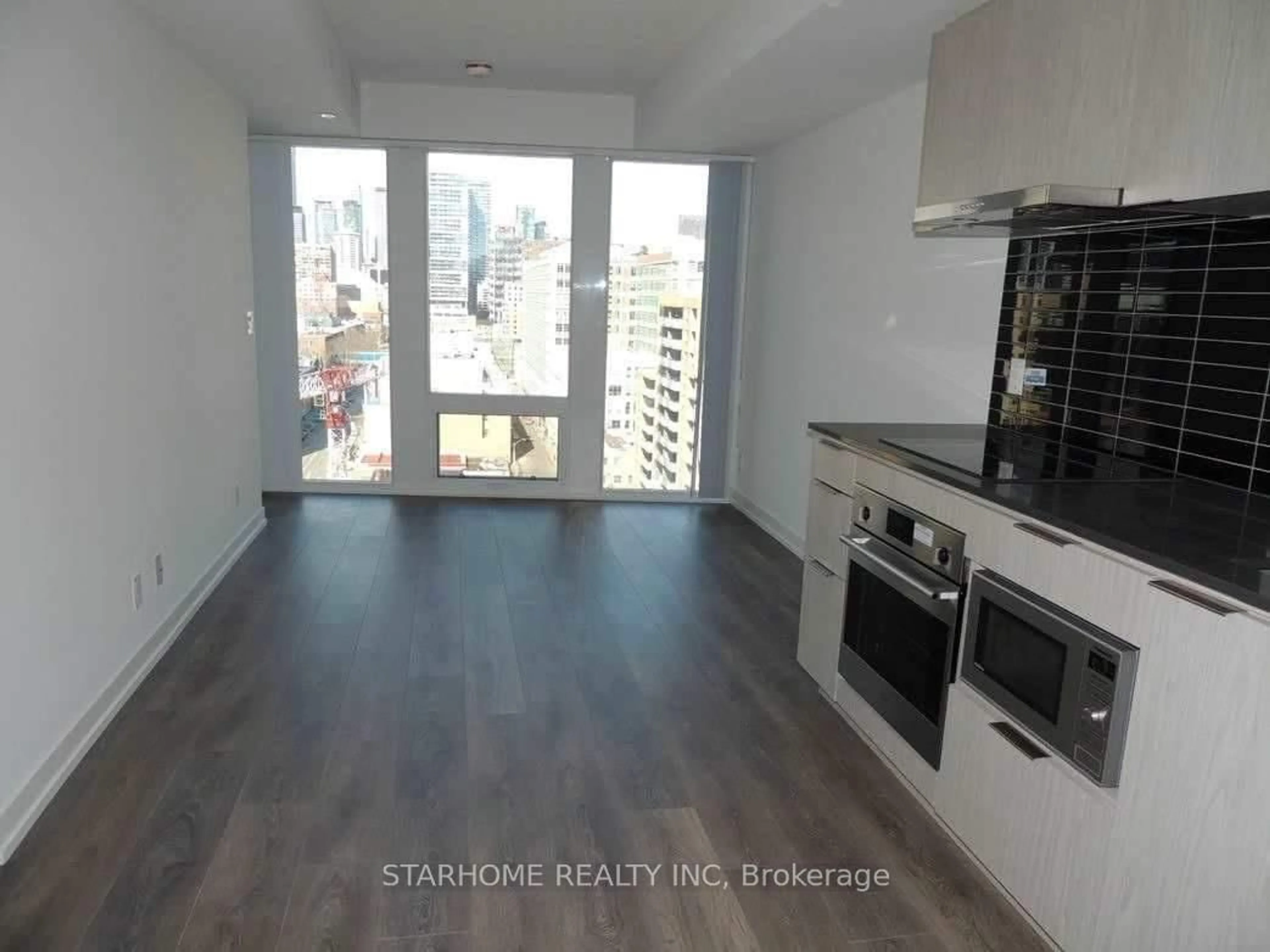 Standard kitchen, unknown for 60 Shuter St #1610, Toronto Ontario M5B 0B7