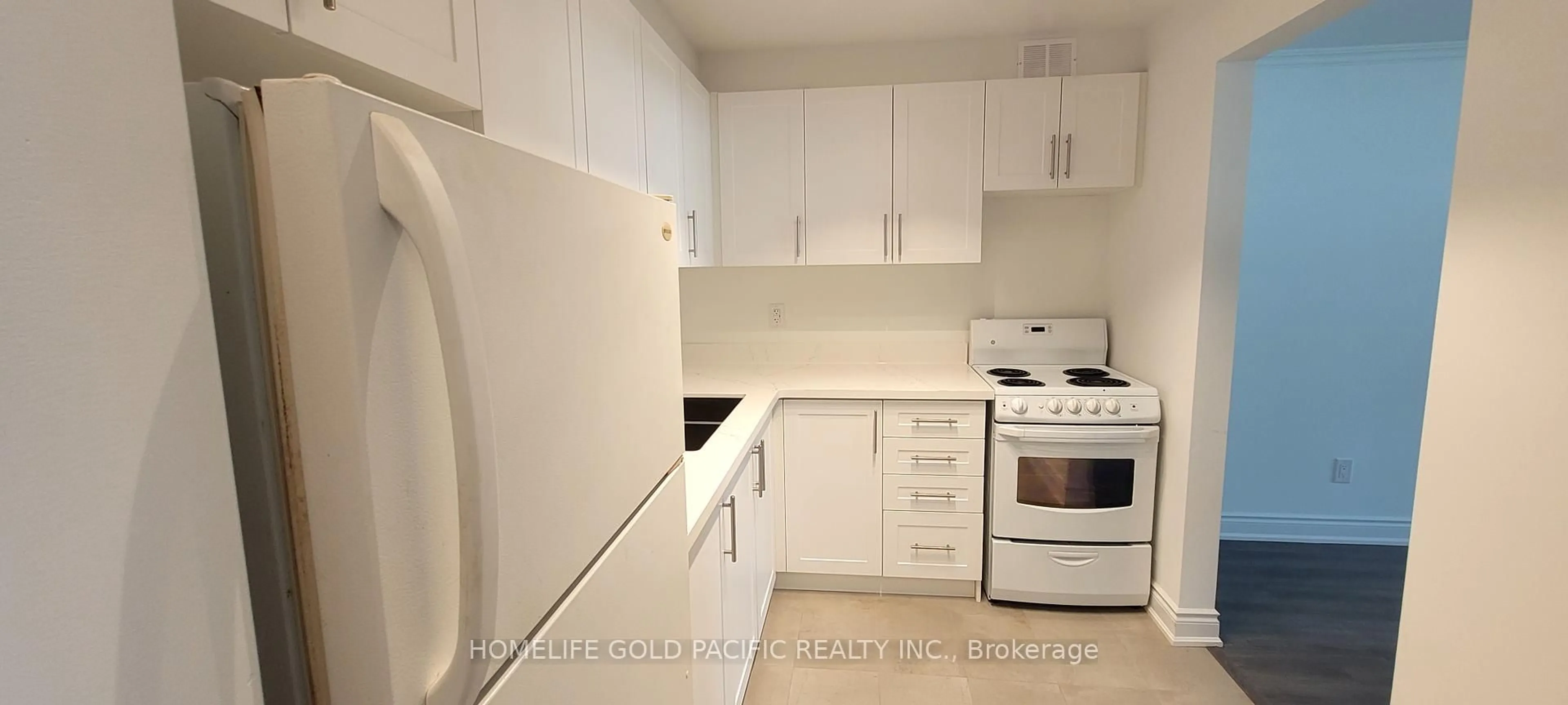 Standard kitchen, unknown for 5949 Yonge St #1007, Toronto Ontario M2M 3V8