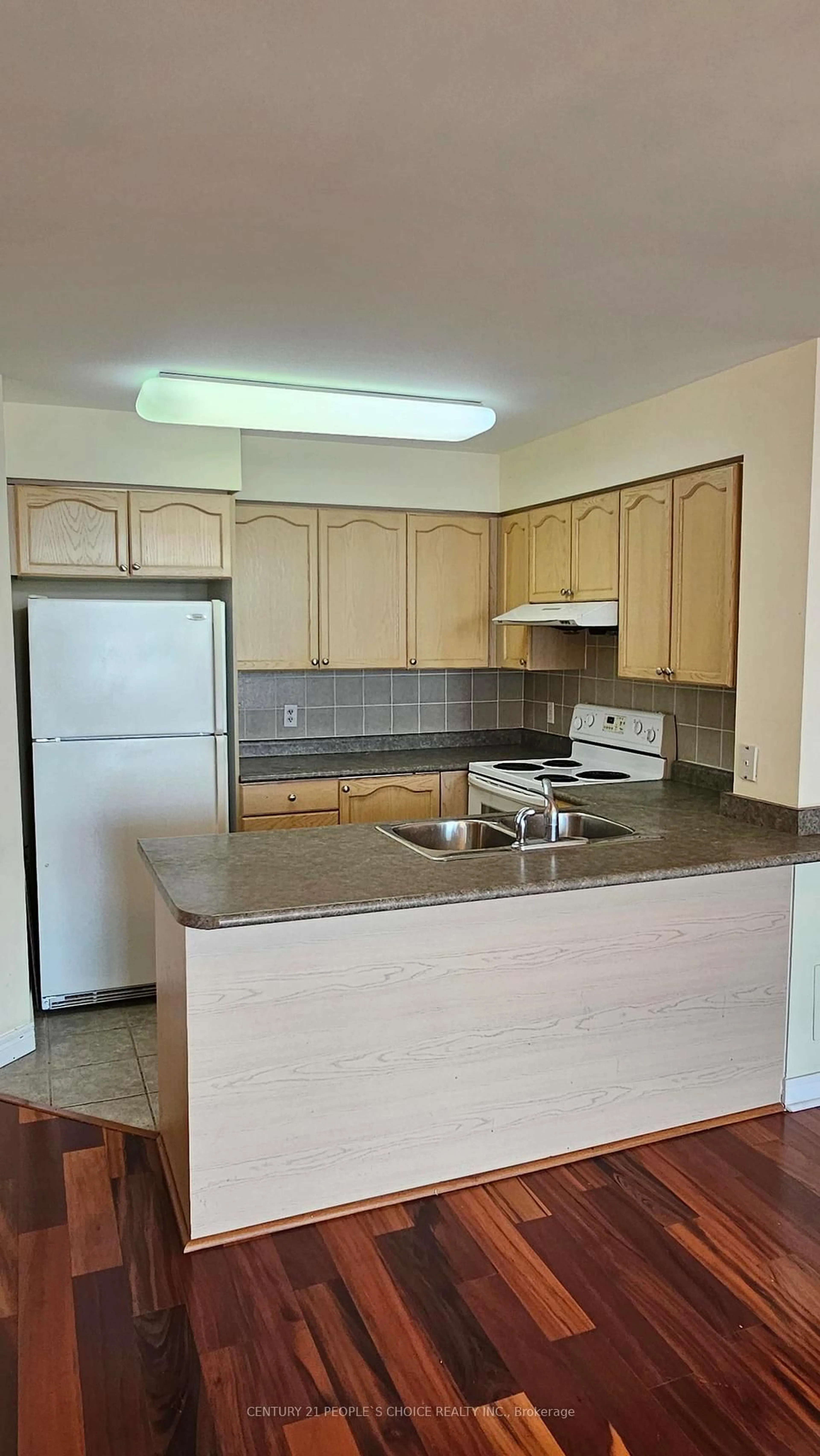Standard kitchen, unknown for 23 Hollywood Ave #3701, Toronto Ontario M4L 2K4