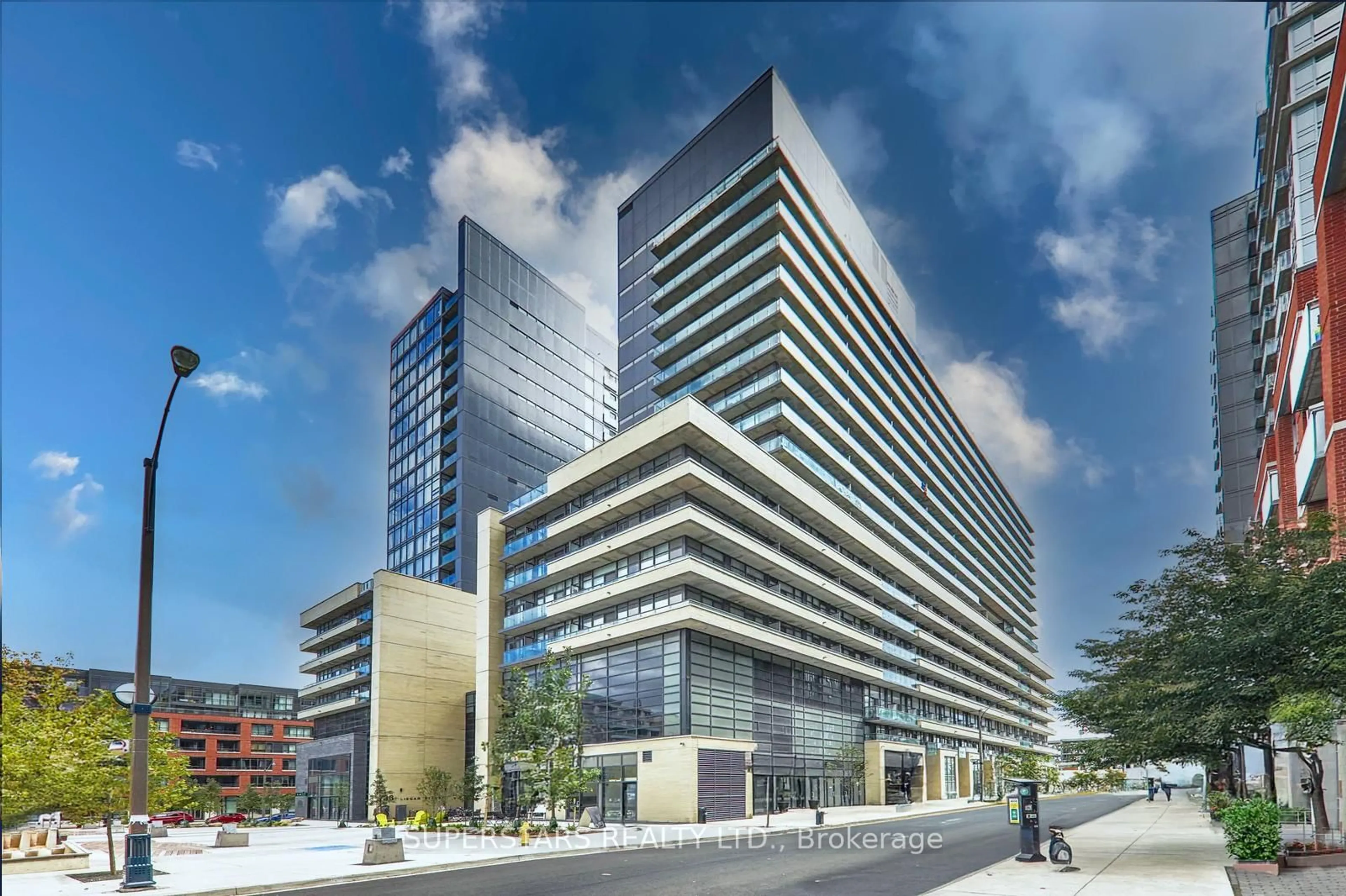 Indoor foyer for 36 Lisgar St #1703 w, Toronto Ontario M6J 0C7