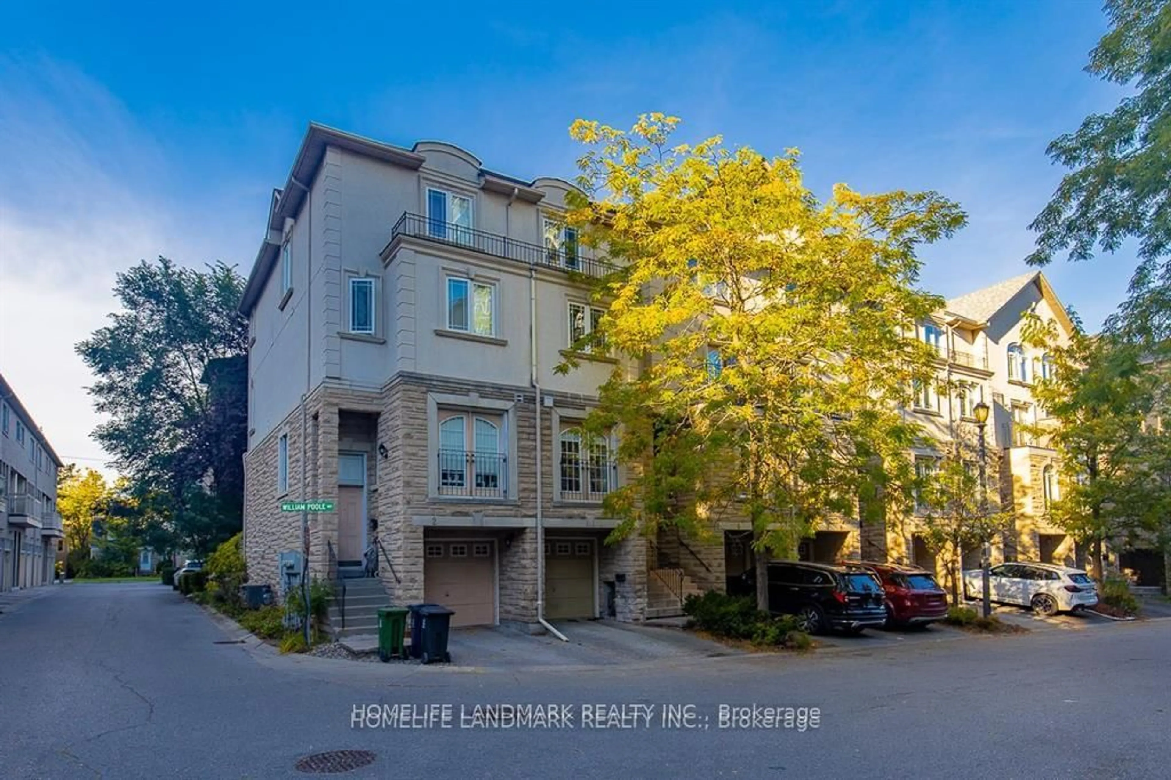 A pic from outside/outdoor area/front of a property/back of a property/a pic from drone, street for 4 William Poole Way, Toronto Ontario M2N 7A7