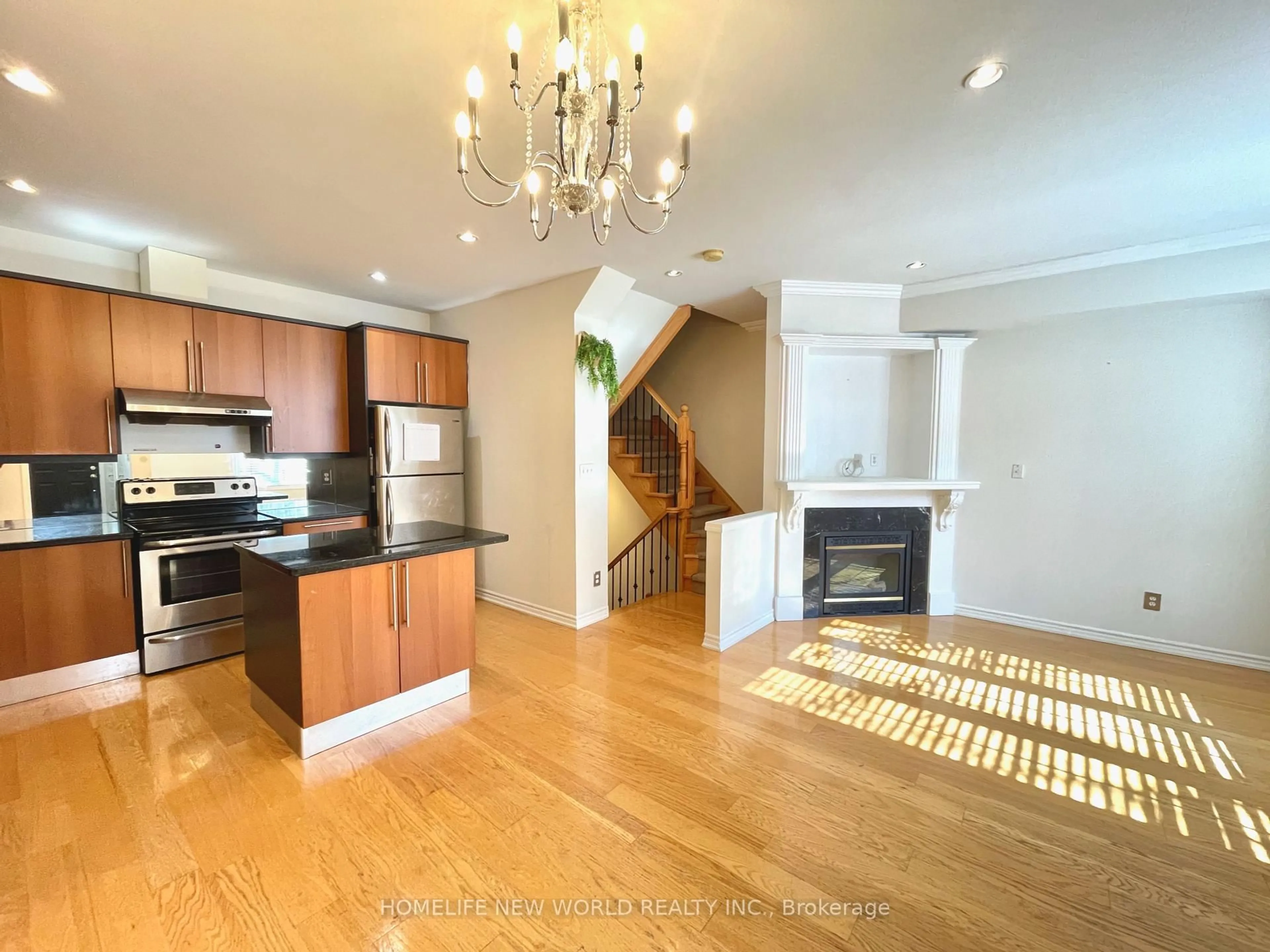 Open concept kitchen, wood/laminate floor for 11 Everson Dr #604, Toronto Ontario M2N 7B9