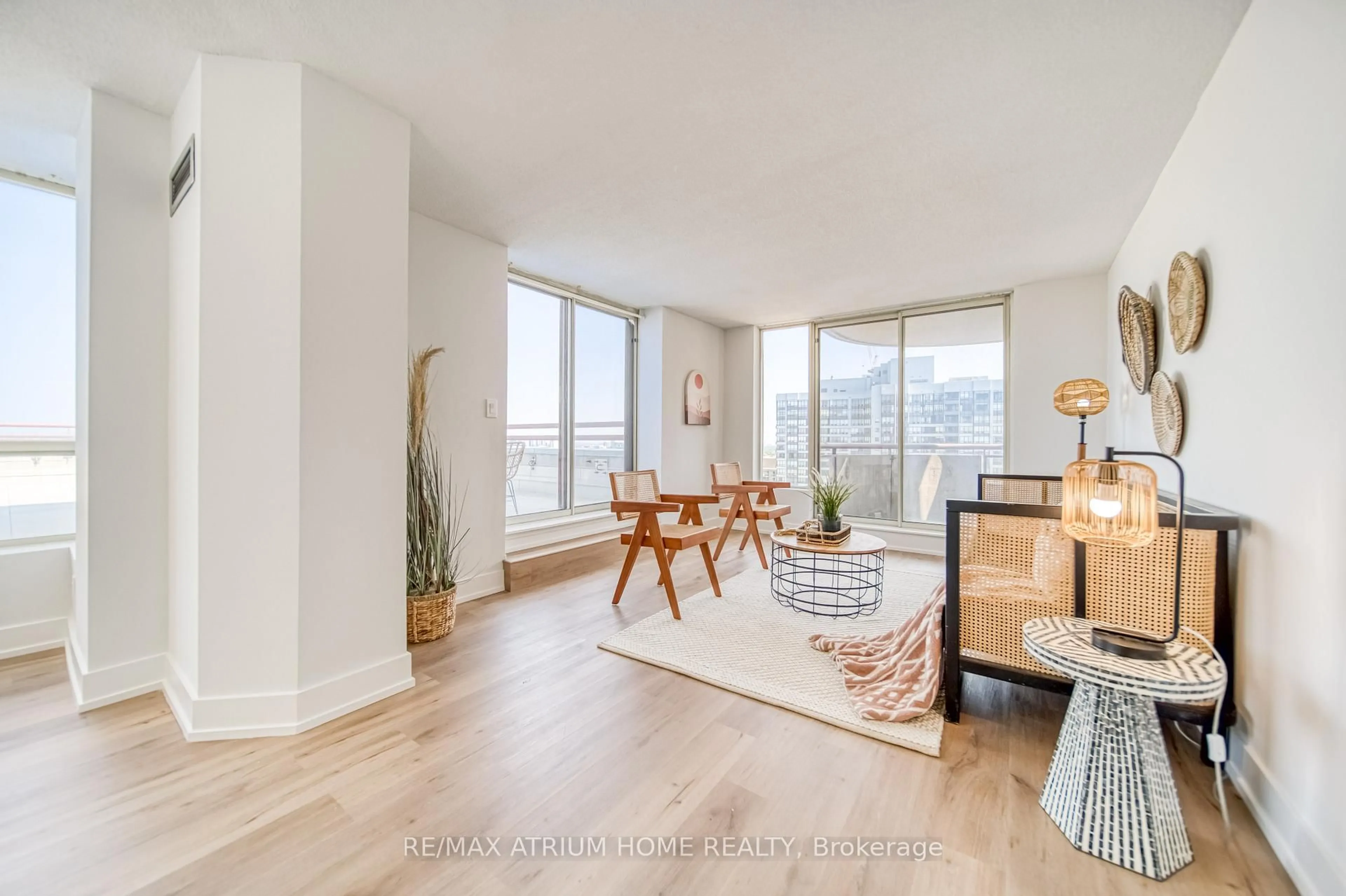 Living room with furniture, unknown for 5765 Yonge St #PH306, Toronto Ontario M2M 4H9