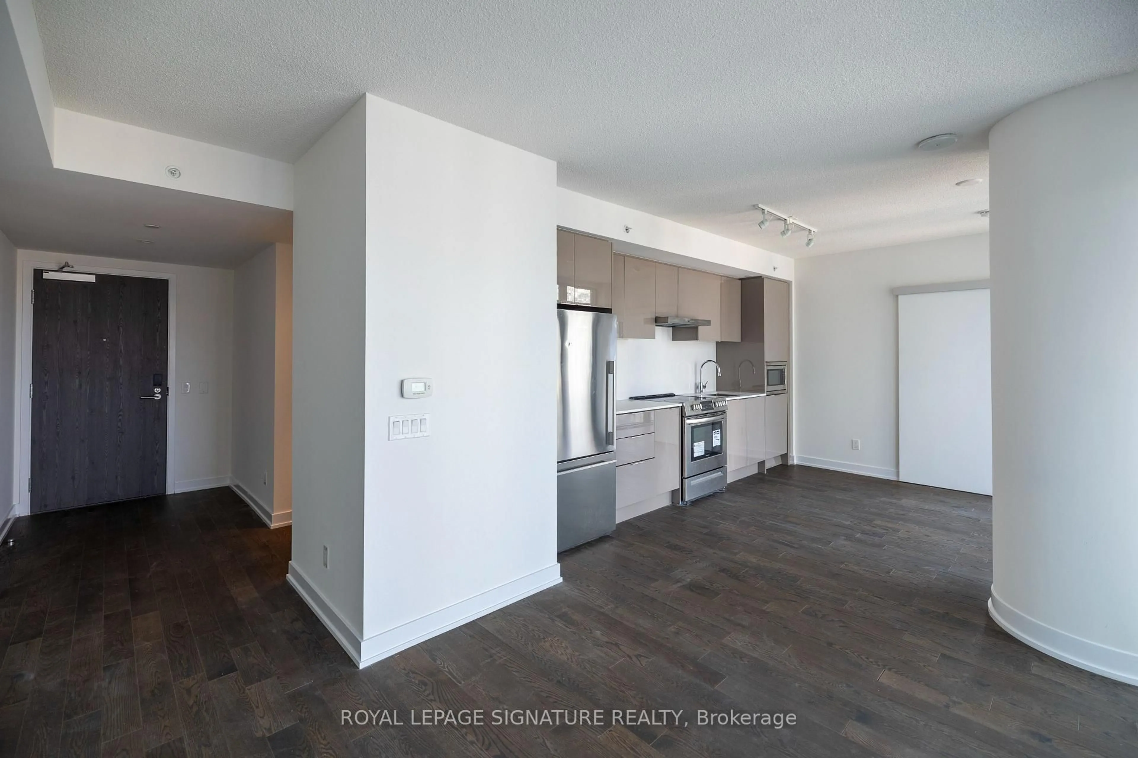 Unknown for 25 Richmond St #1417, Toronto Ontario M5C 0A6