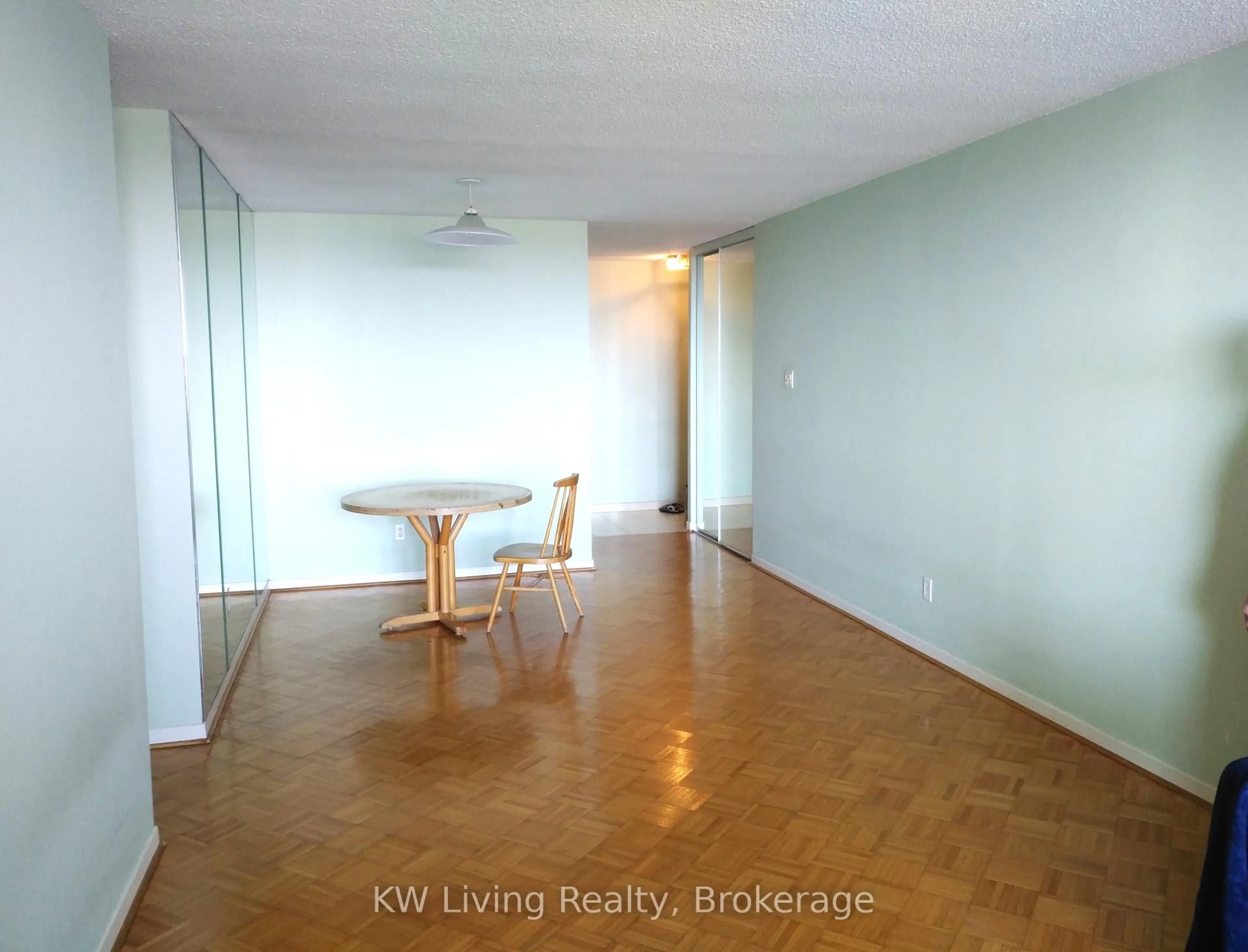 A pic of a room for 10 Tangreen Crt #1702, Toronto Ontario M2M 4B9