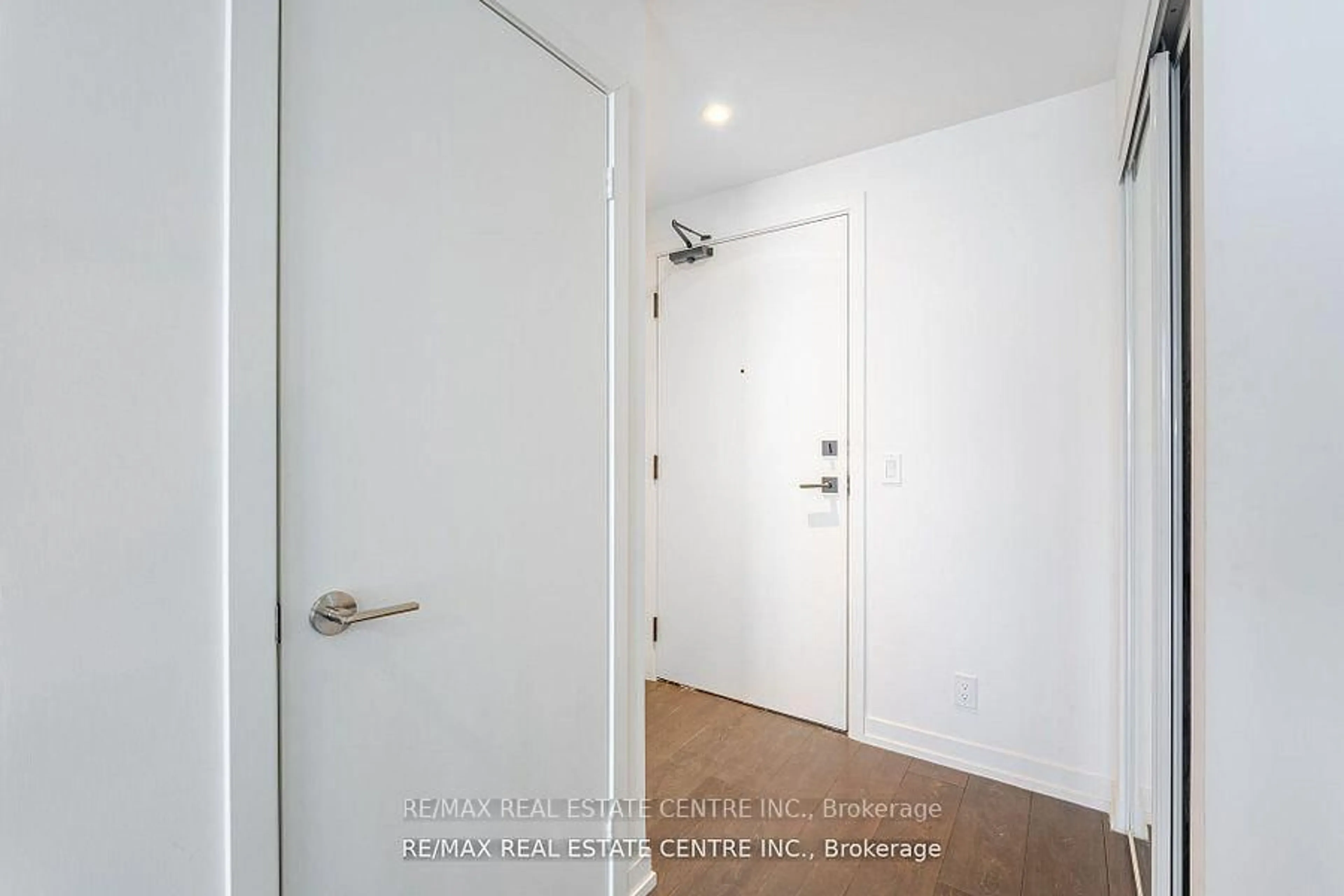 Indoor entryway for 55 Mercer St #3001, Toronto Ontario M5V 3W2