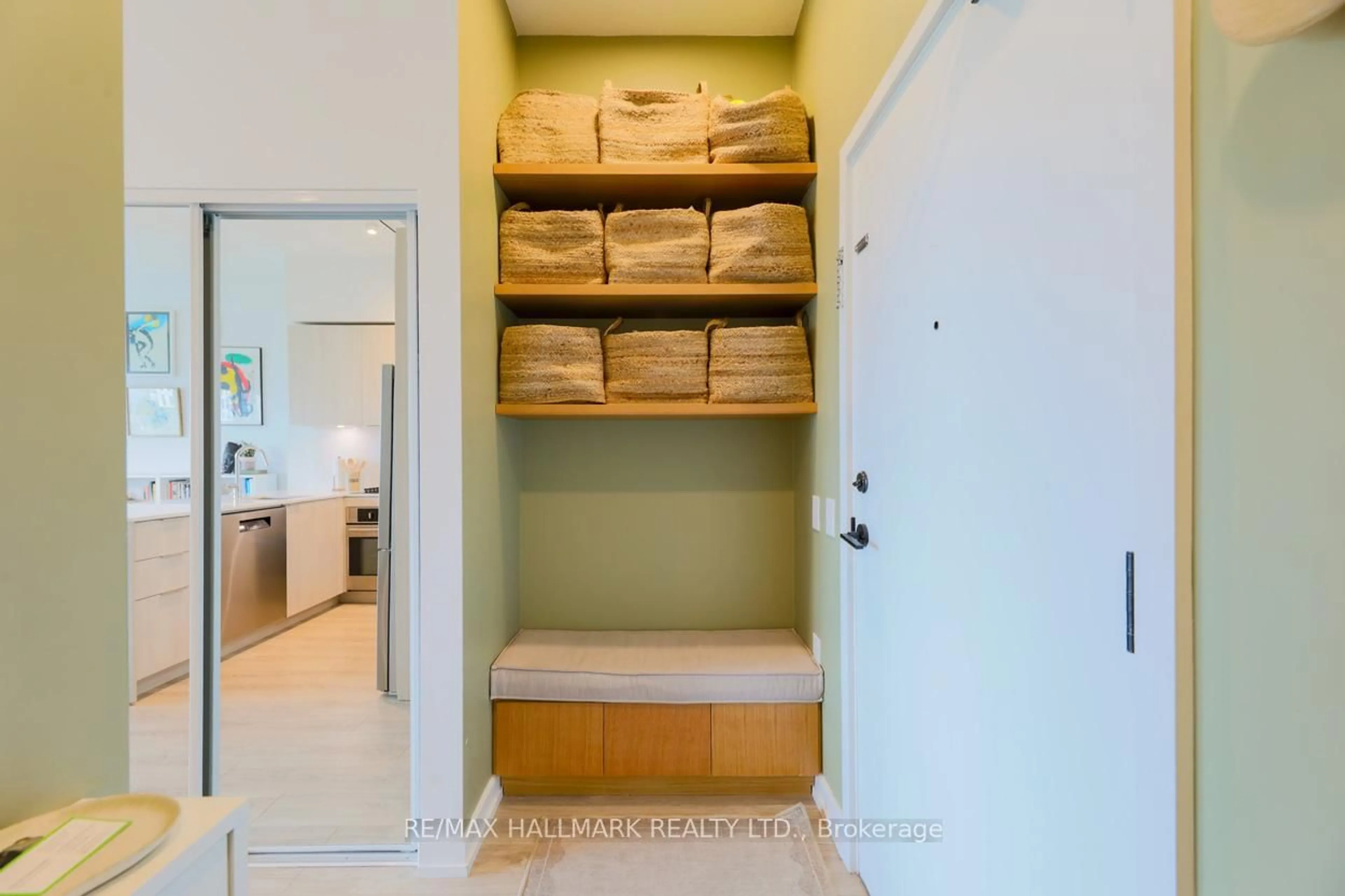 Laundry room for 20 Tubman Ave #402, Toronto Ontario M5A 0M8