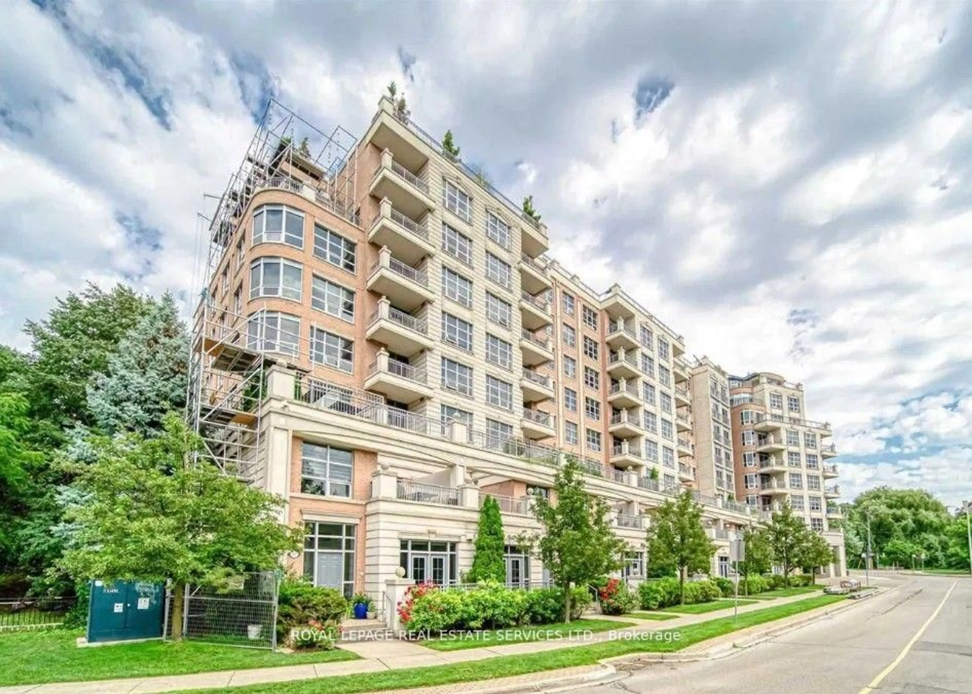 Unknown for 10 Old York Mills Rd #209, Toronto Ontario M2P 2G9