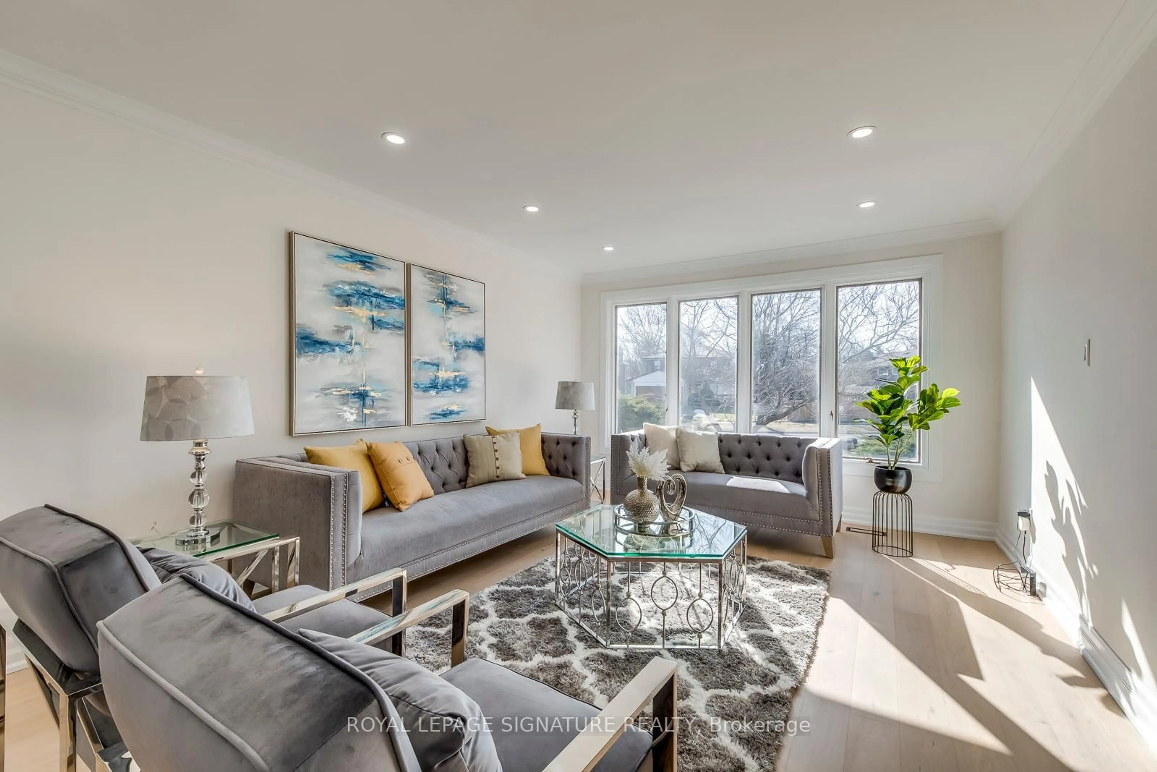 Living room with furniture, unknown for 22 Mcnicoll Ave, Toronto Ontario M2H 2A8