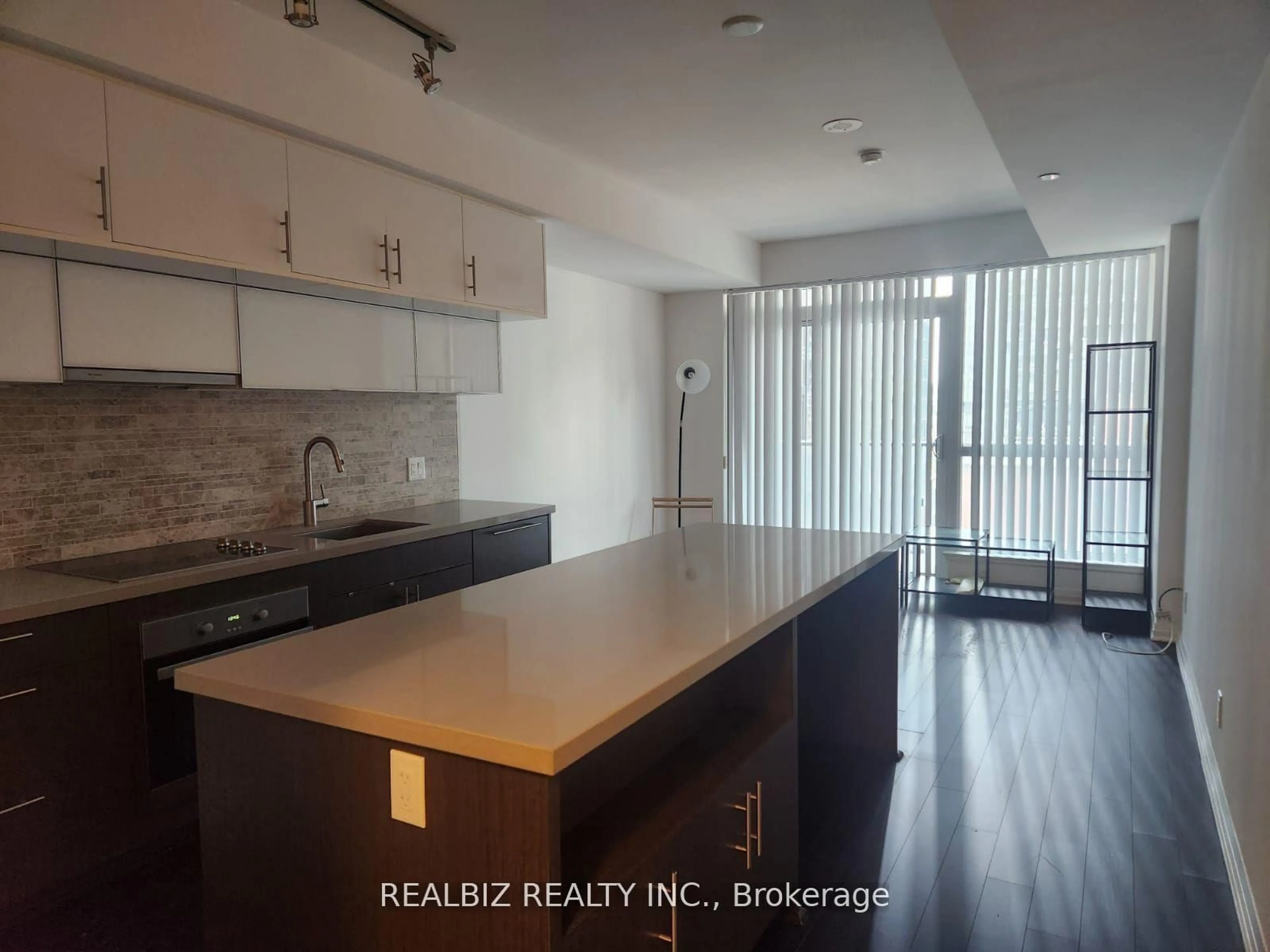 Open concept kitchen, unknown for 8 Mercer St #1209, Toronto Ontario M5V 0C4