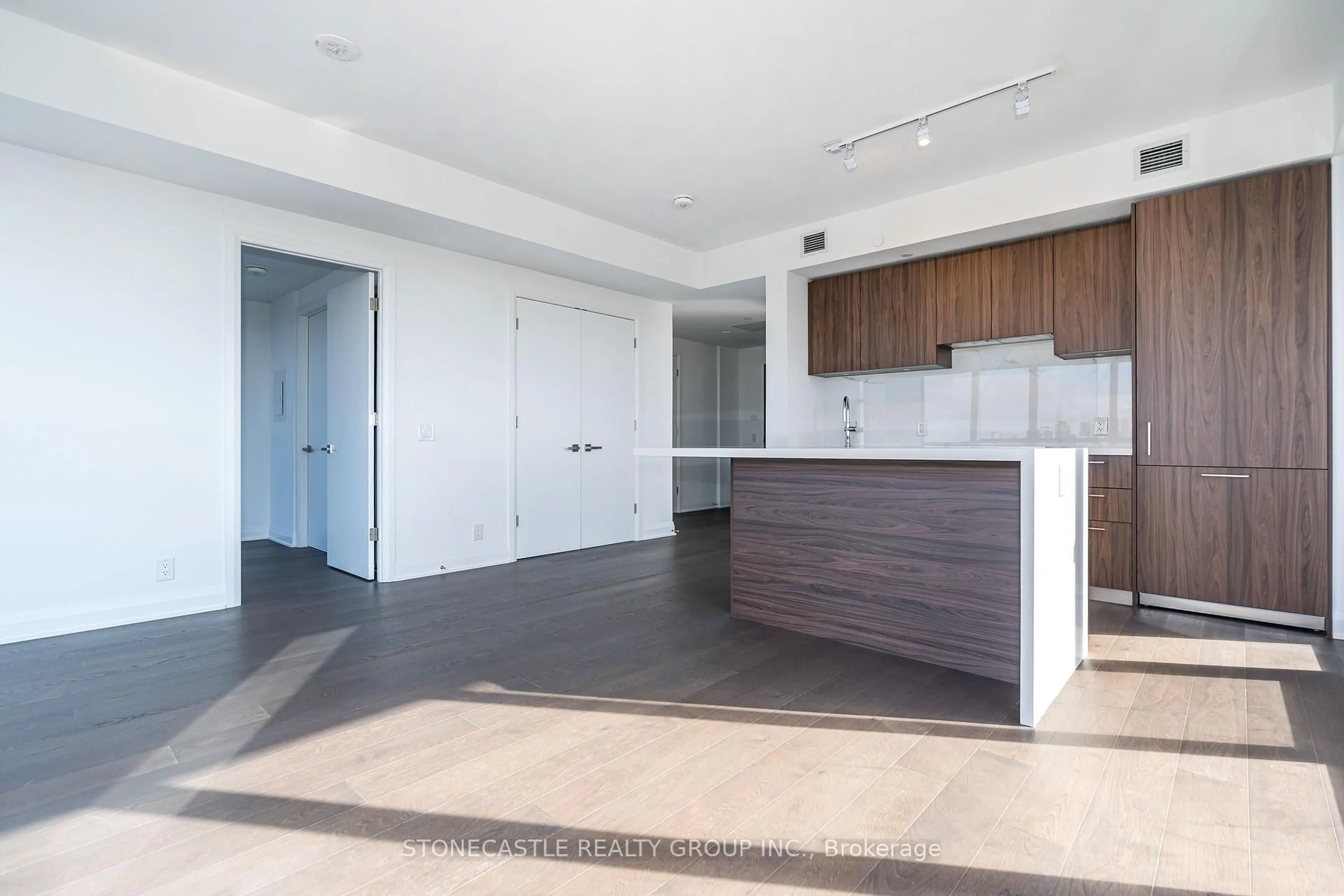 Open concept kitchen, unknown for 33 Frederick Todd Way #1001, Toronto Ontario M4G 0C9