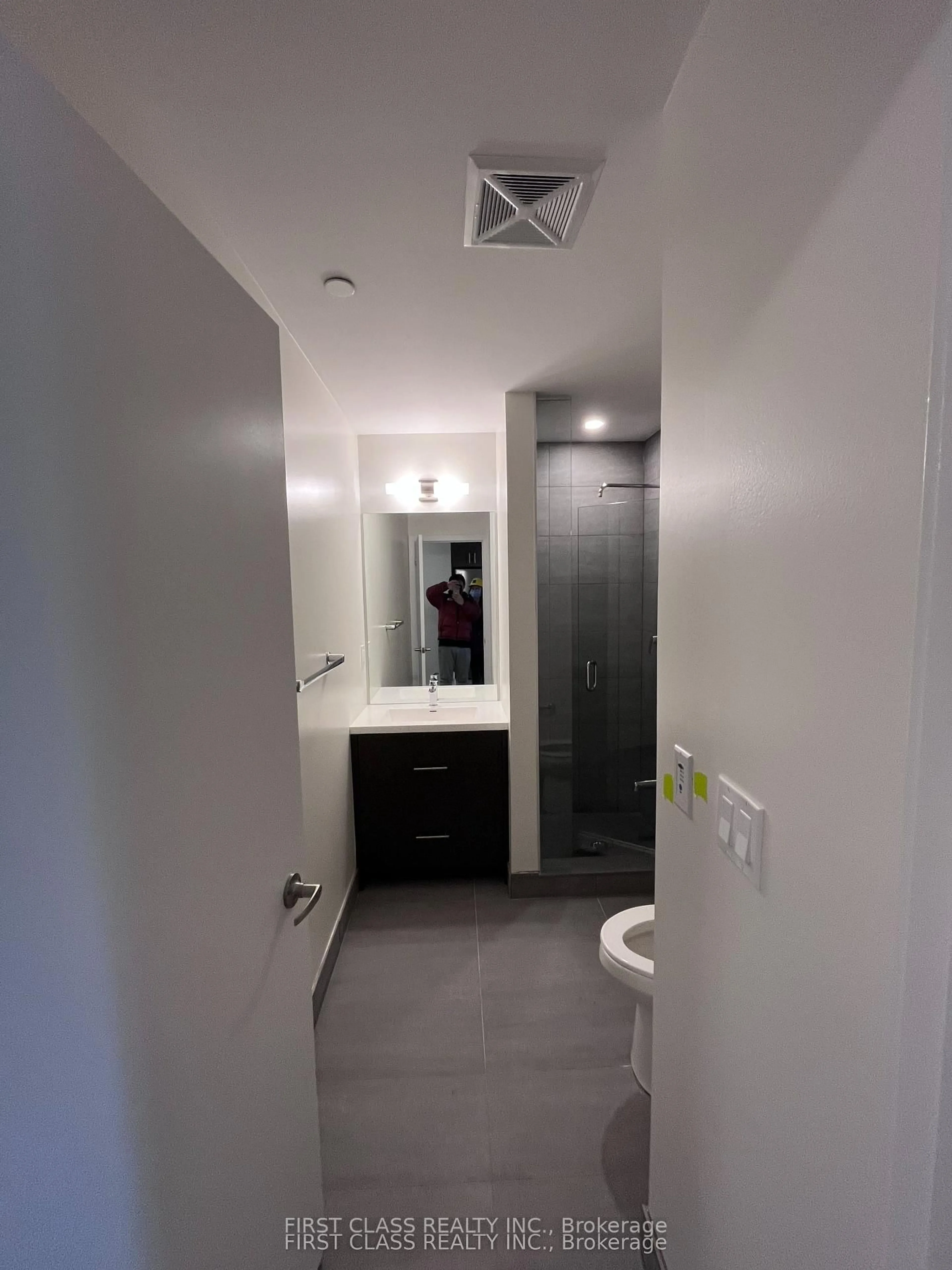 Standard bathroom, unknown for 188 Fairview Mall Dr #503, Toronto Ontario M2J 4T1