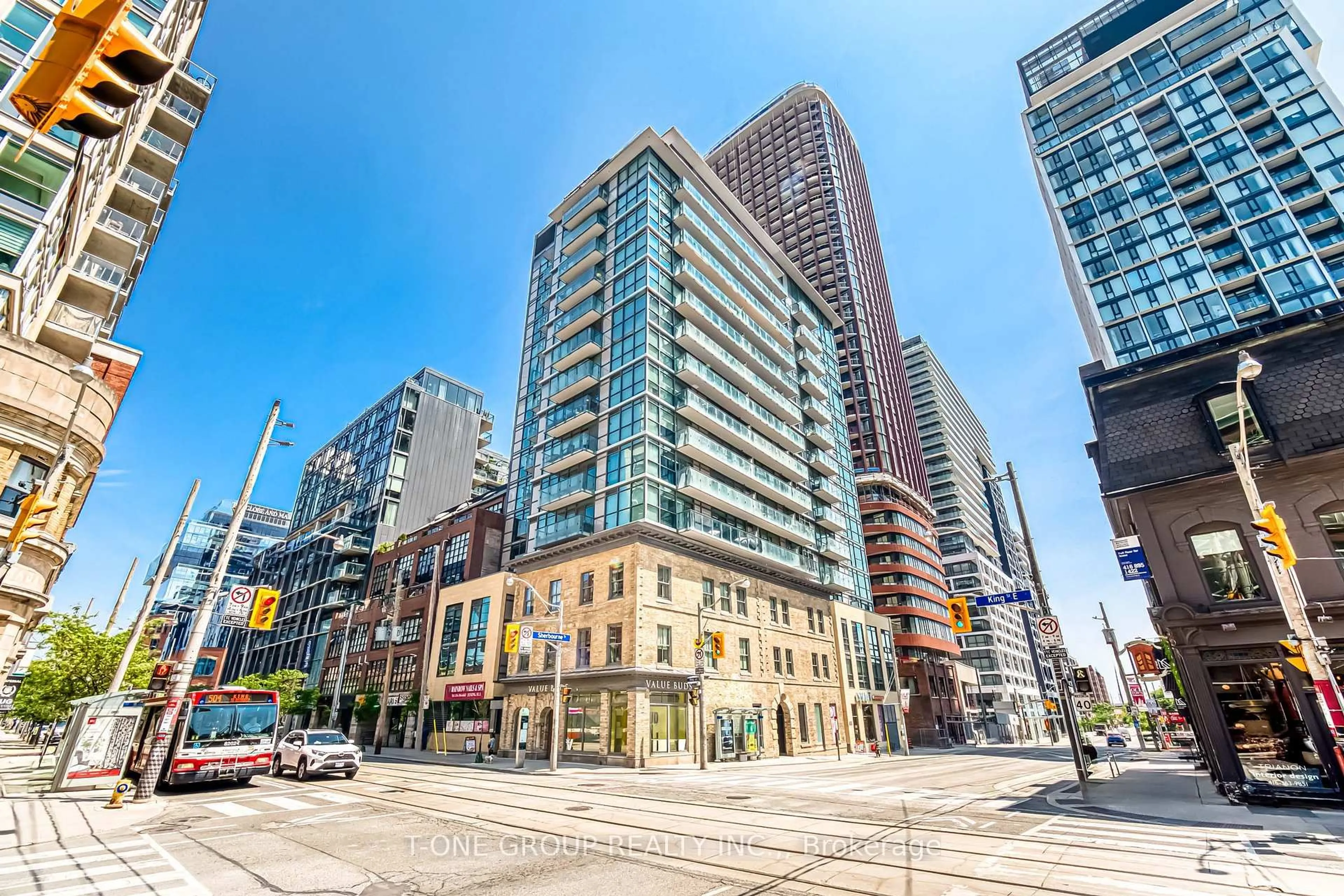 Patio, street for 39 Sherbourne St ##1201, Toronto Ontario M5A 0L8