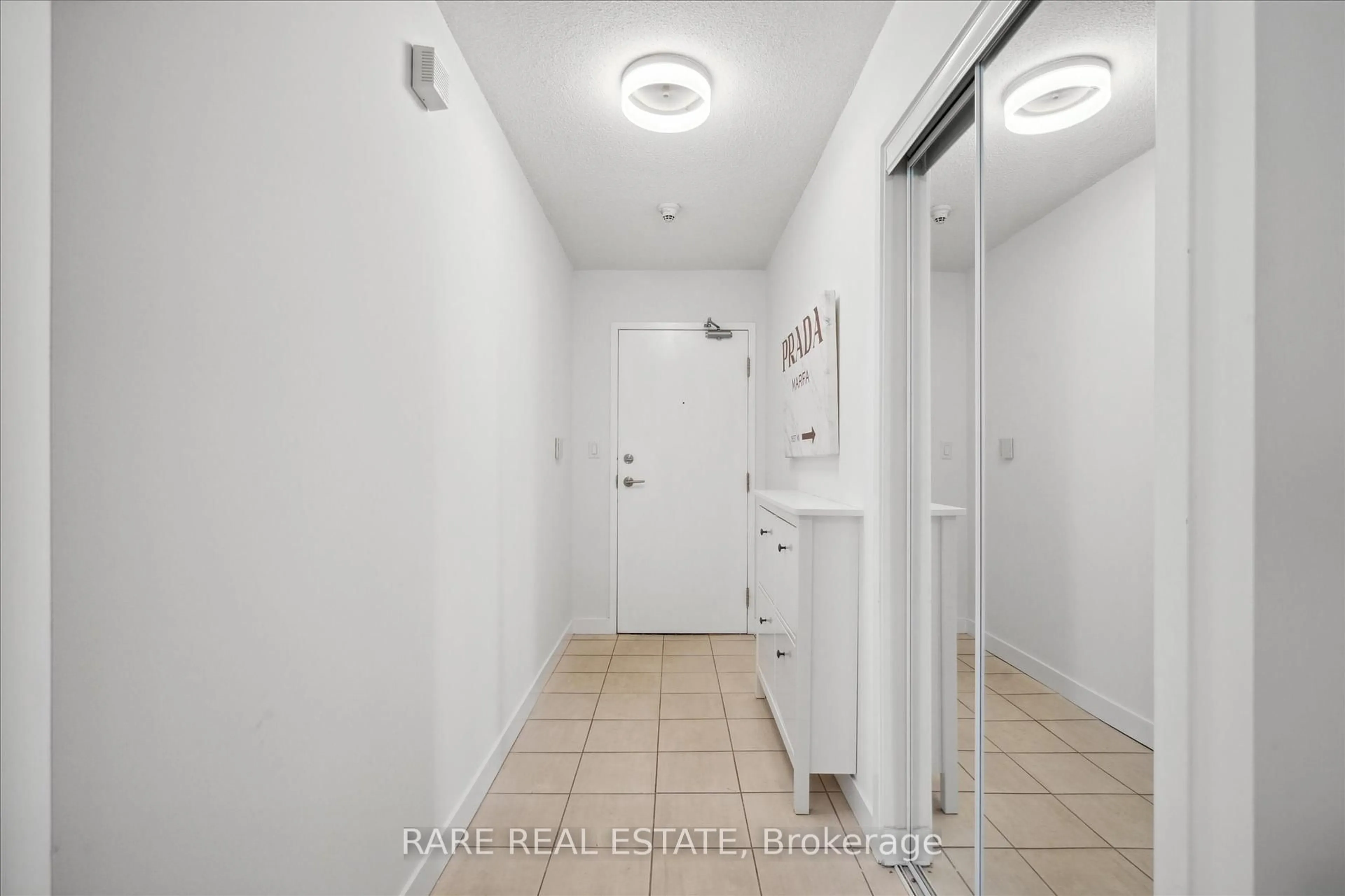 Unknown for 11 Brunel Crt #4115, Toronto Ontario M5V 3Y3