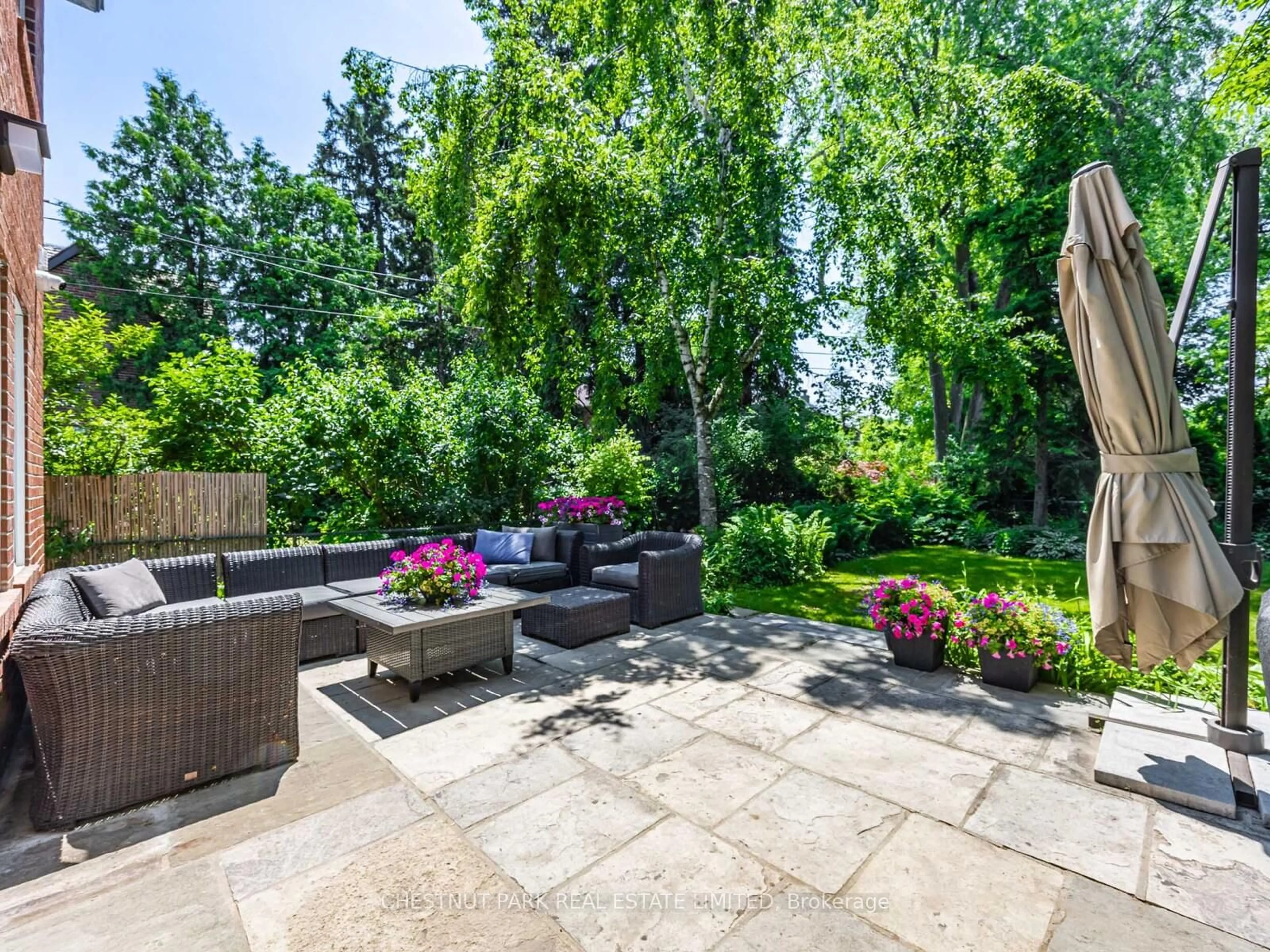 Patio, street for 35 Rykert Cres, Toronto Ontario M4G 2T1