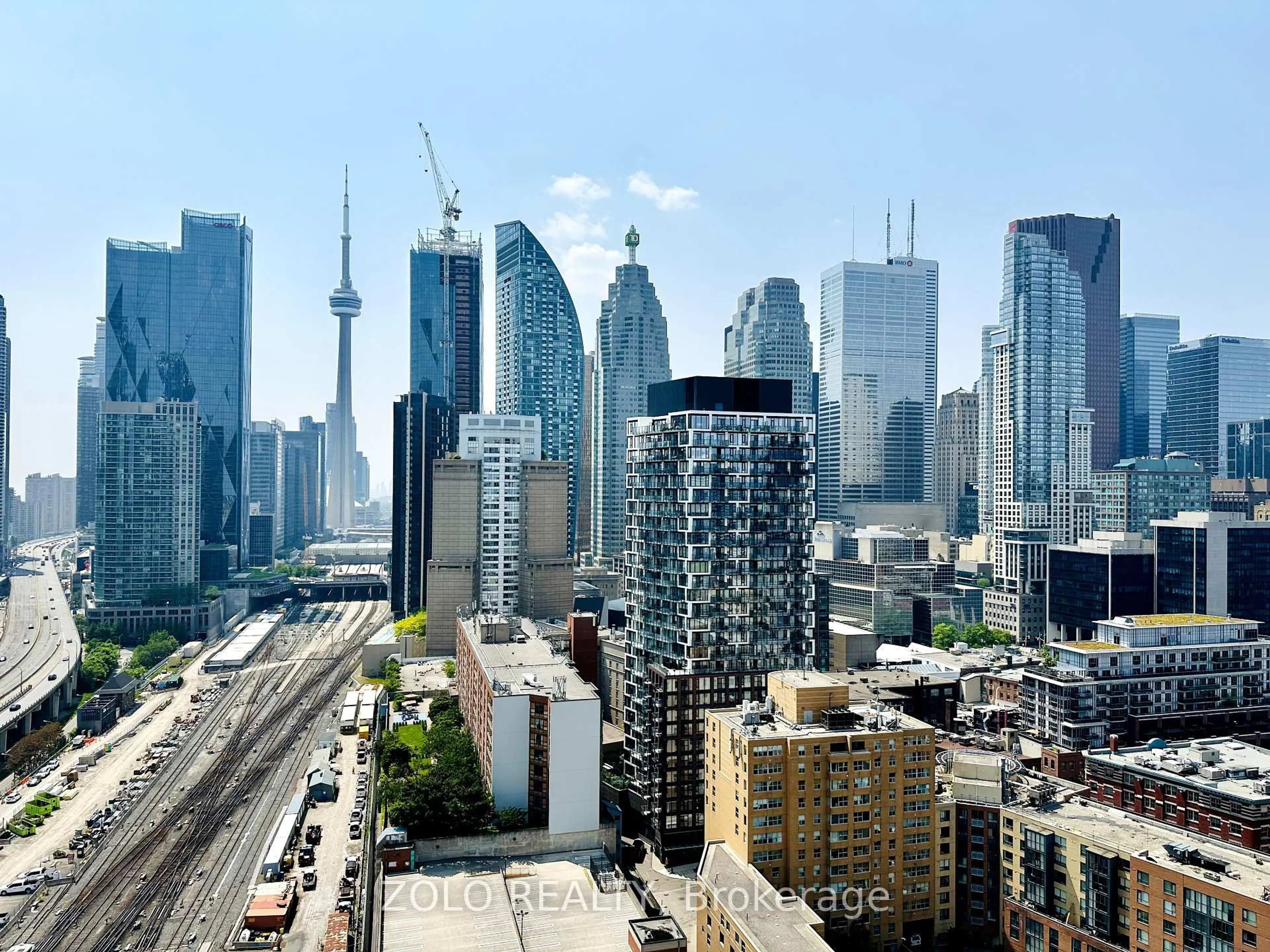 A pic of a room for 1 Market St #2412, Toronto Ontario M5E 0A2