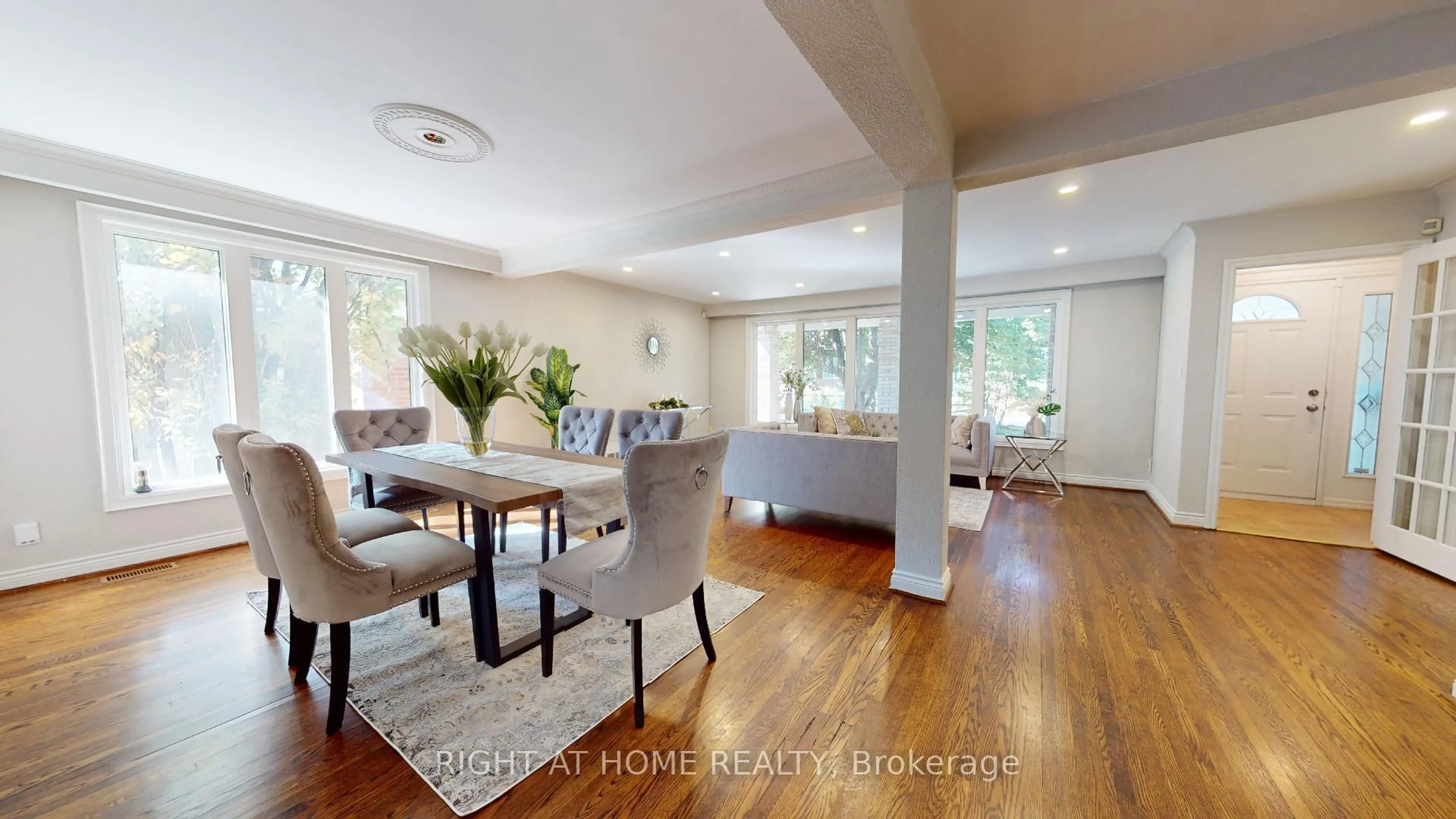 Dining room, wood/laminate floor for 23 Christine Cres, Toronto Ontario M2R 1A4