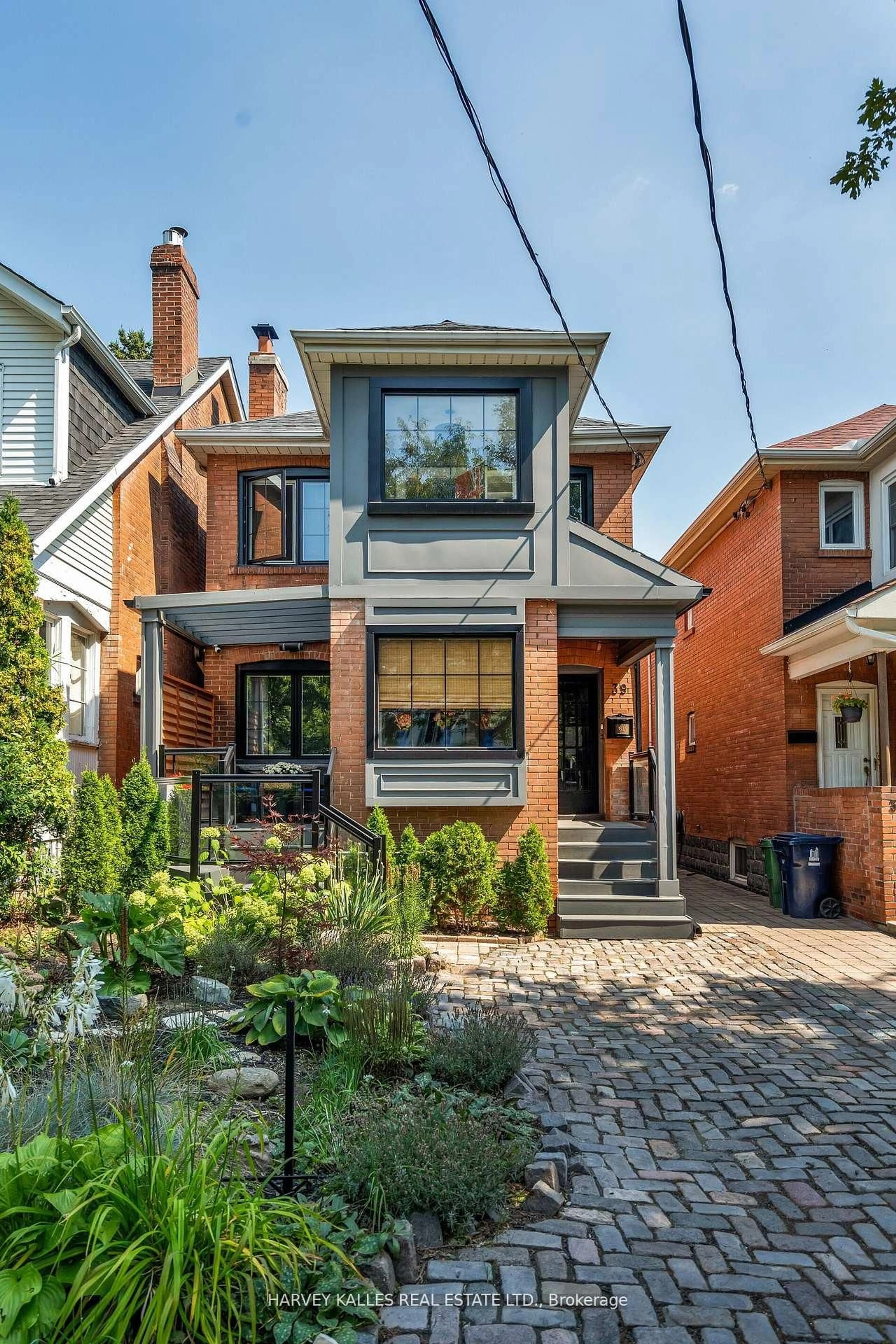 Home with brick exterior material, street for 39 Standish Ave, Toronto Ontario M4W 3B2