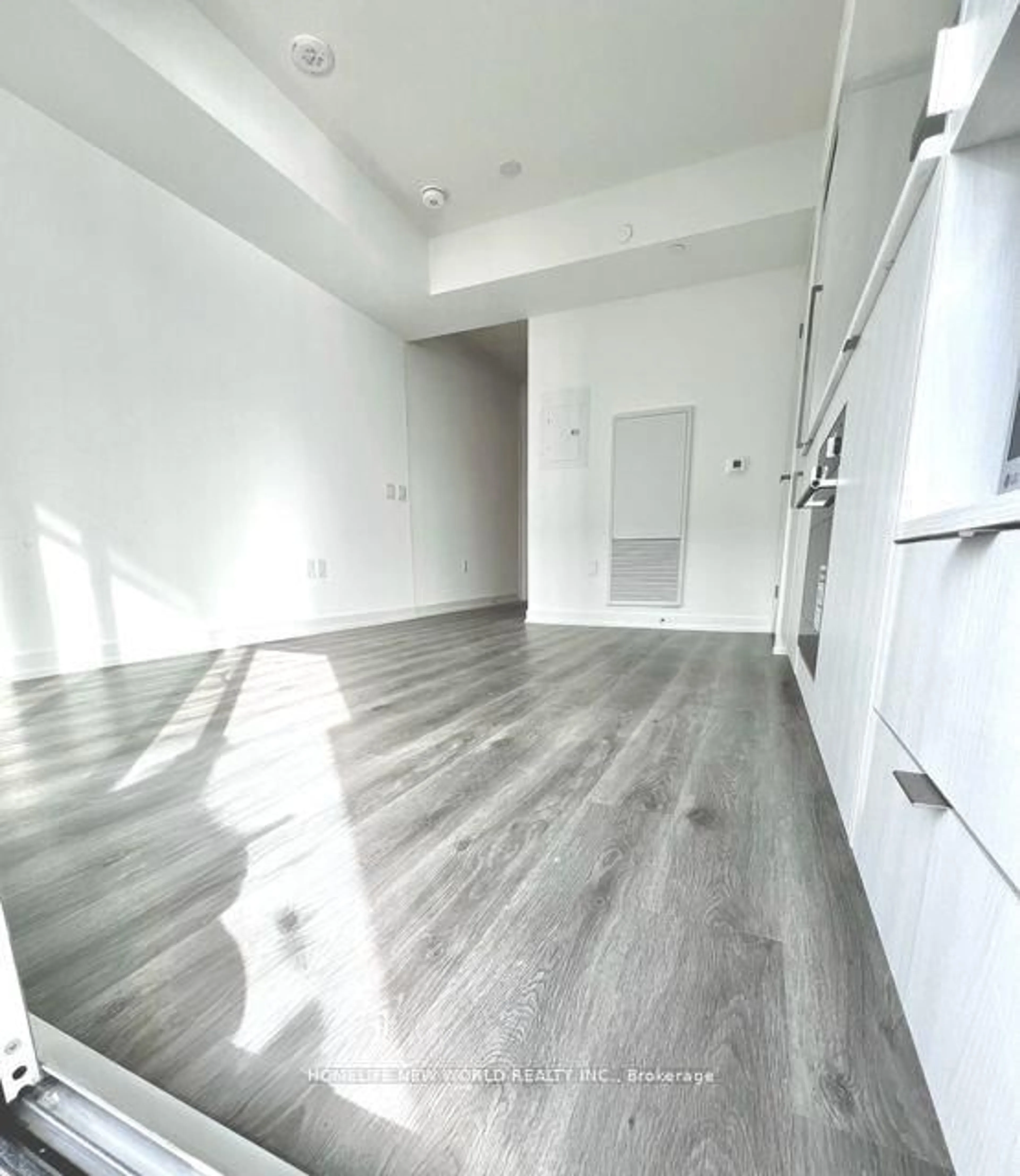 A pic of a room for 138 Downes St #3510, Toronto Ontario M5E 0E4
