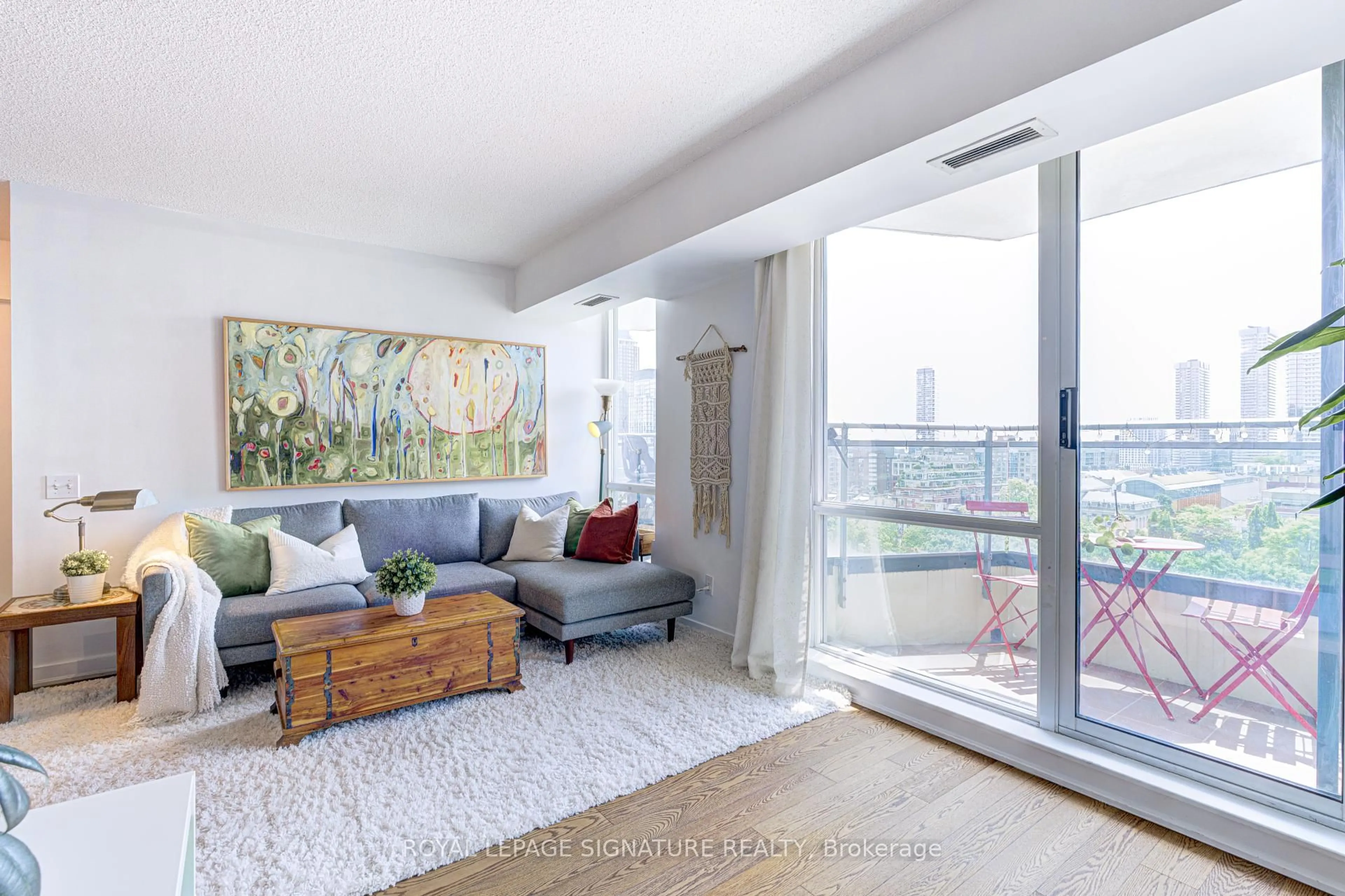 Living room with furniture, unknown for 77 Lombard St #LPH08, Toronto Ontario M5C 3E1