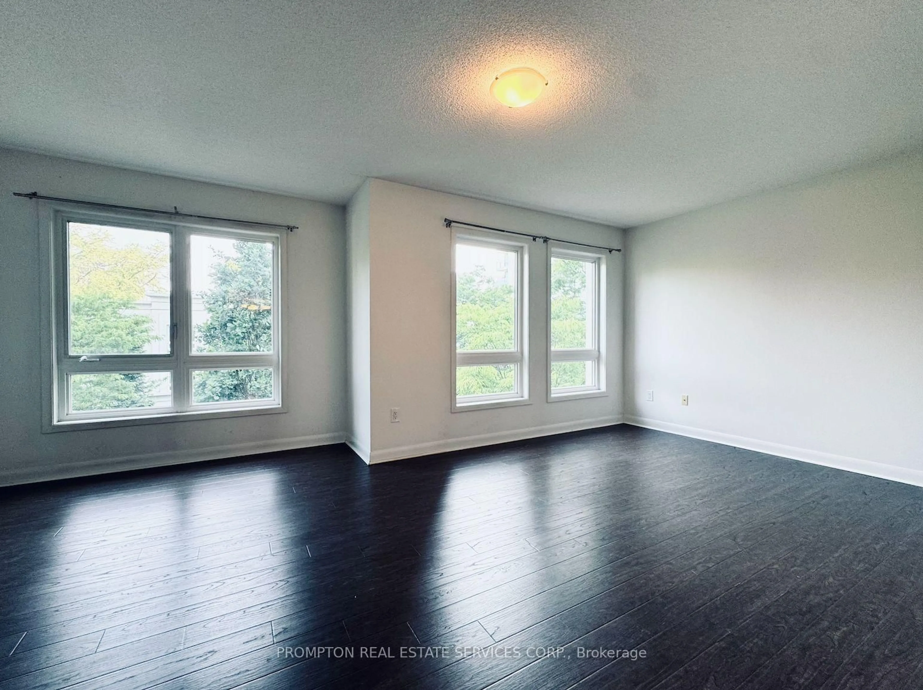 A pic of a room for 19 Anndale Dr #Th10, Toronto Ontario M2N 0H2