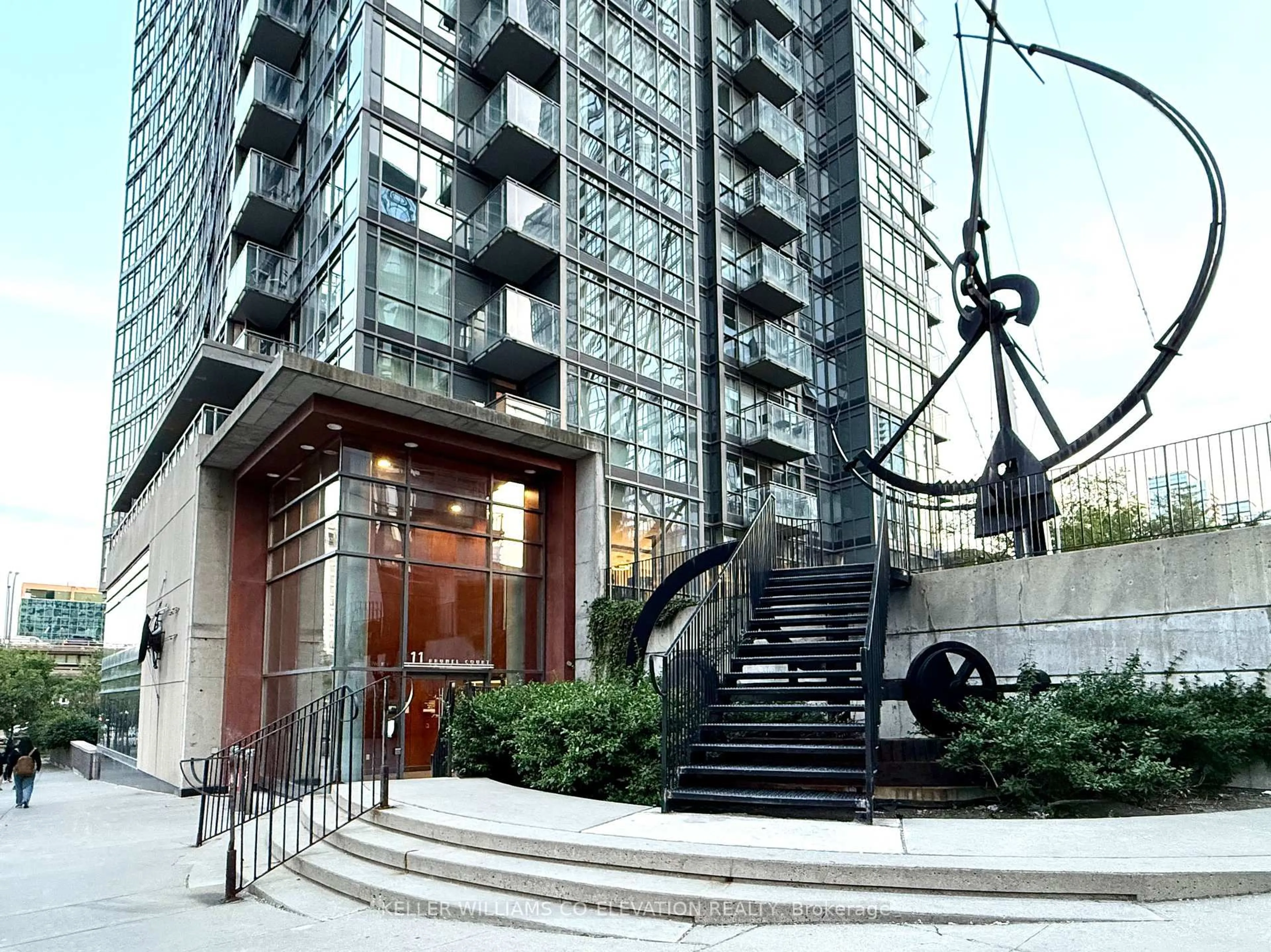 Indoor foyer for 11 Brunel Crt #4305, Toronto Ontario M5V 3Y3