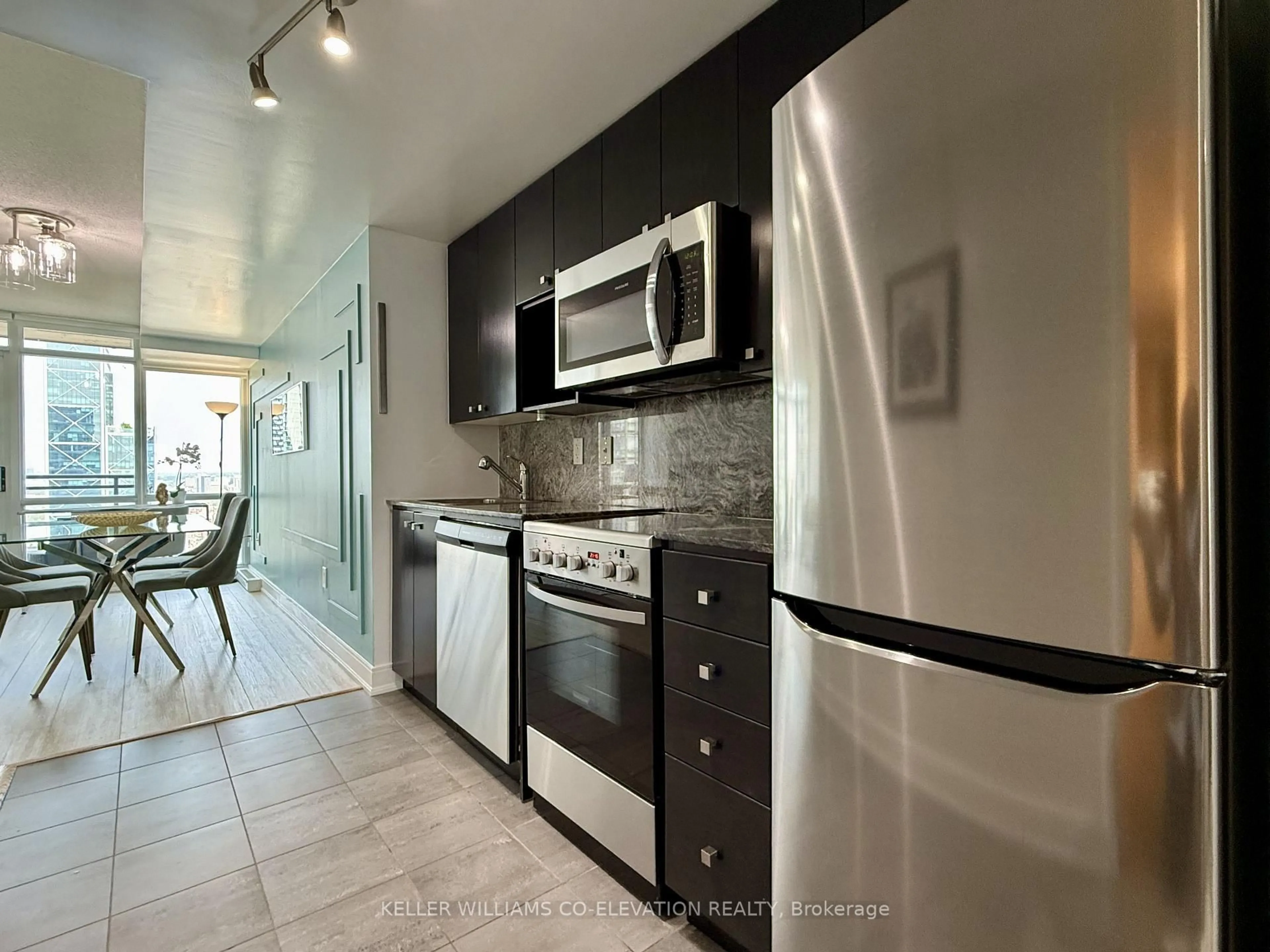 Standard kitchen, ceramic/tile floor for 11 Brunel Crt #4305, Toronto Ontario M5V 3Y3