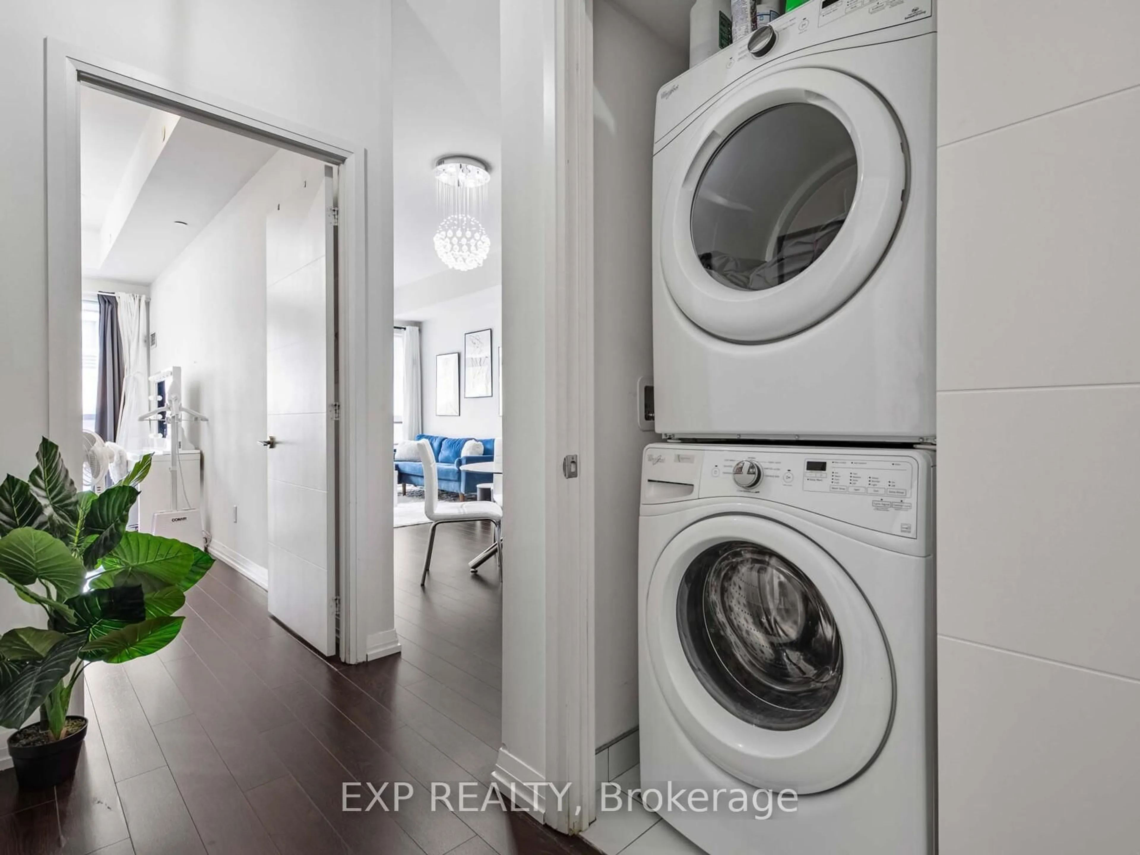 Laundry room for 460 Adelaide St #15, Toronto Ontario M5A 1N6