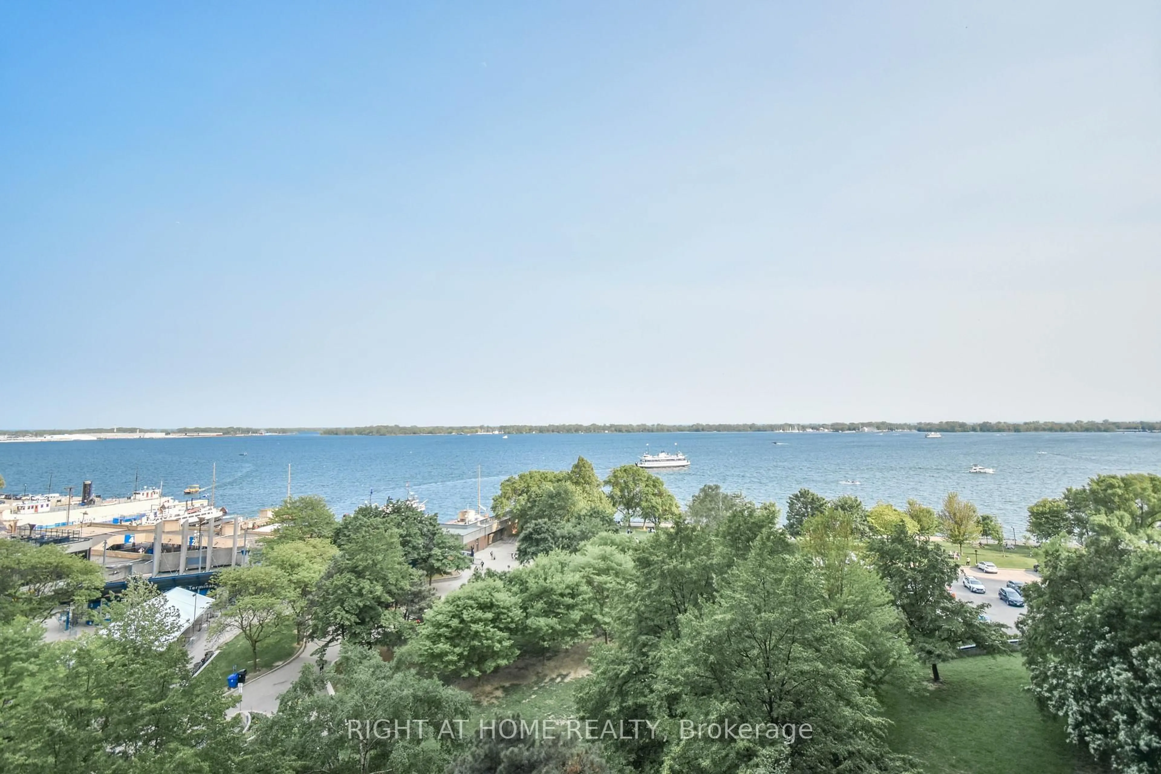 A pic from outside/outdoor area/front of a property/back of a property/a pic from drone, water/lake/river/ocean view for 33 Harbour Sq #1027, Toronto Ontario M5J 2G2