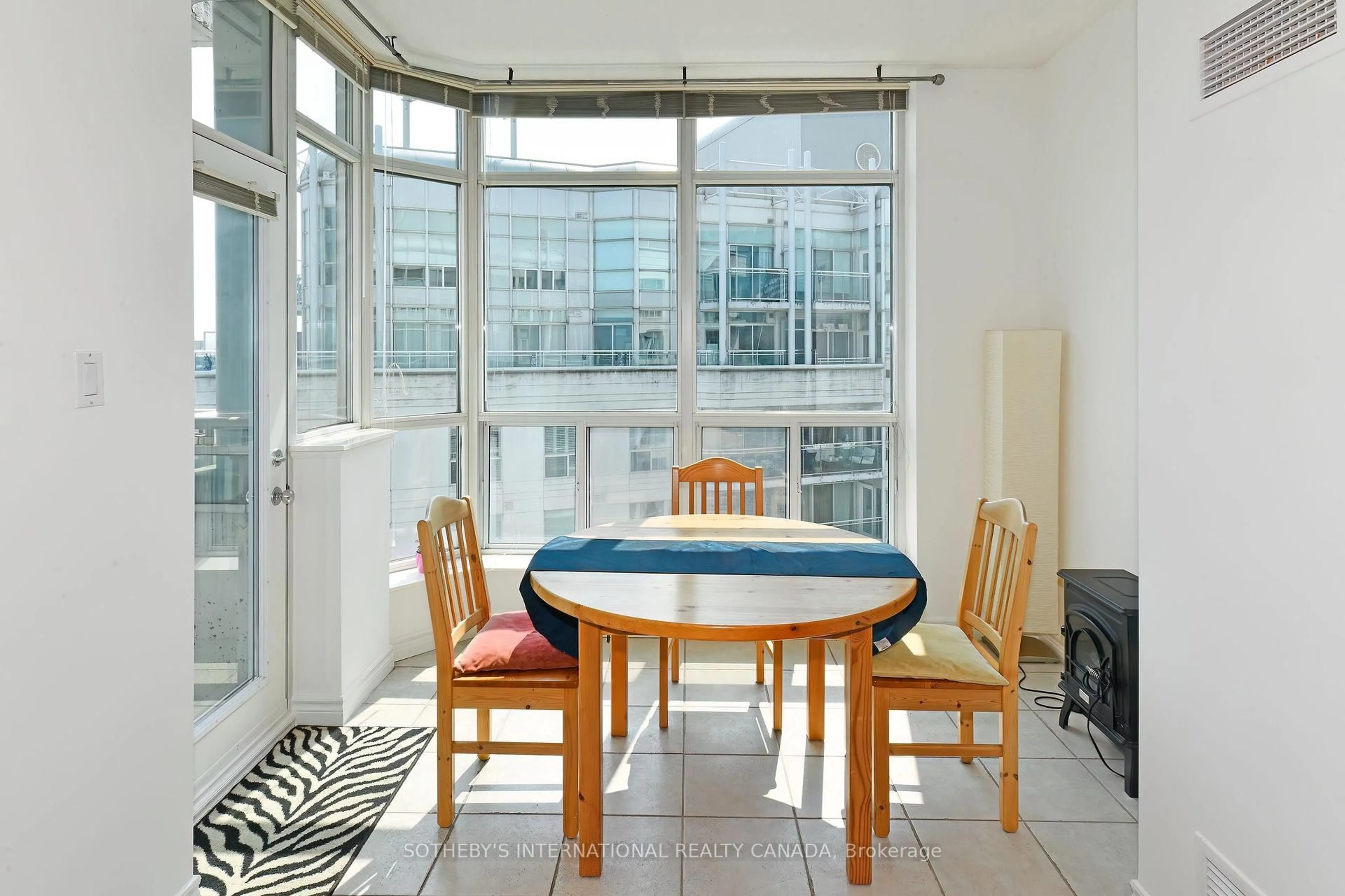Dining room, unknown for 600 Queens Quay #SP10, Toronto Ontario M5V 3M3