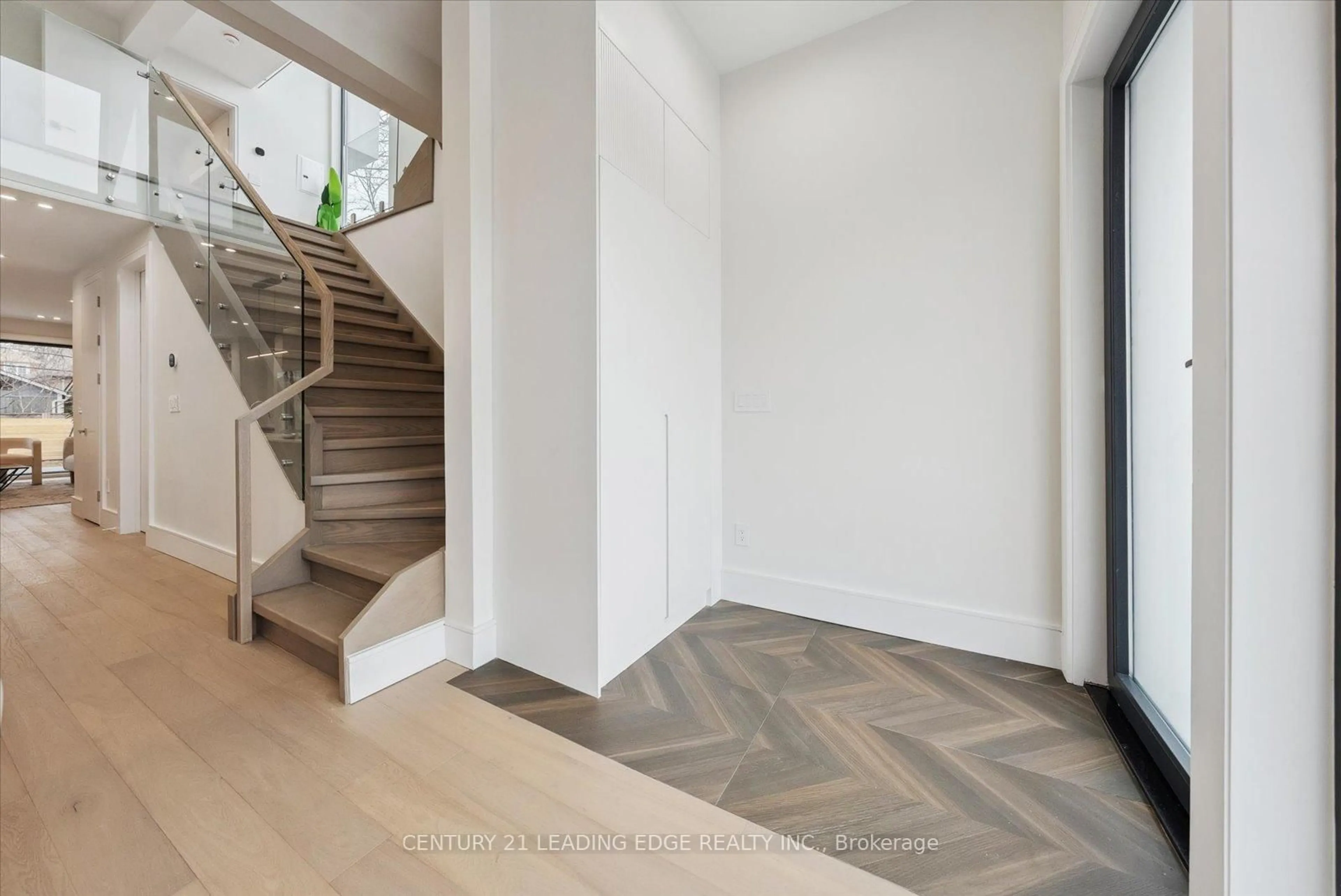 Unknown for 257 Robina Ave, Toronto Ontario M6C 3Y9