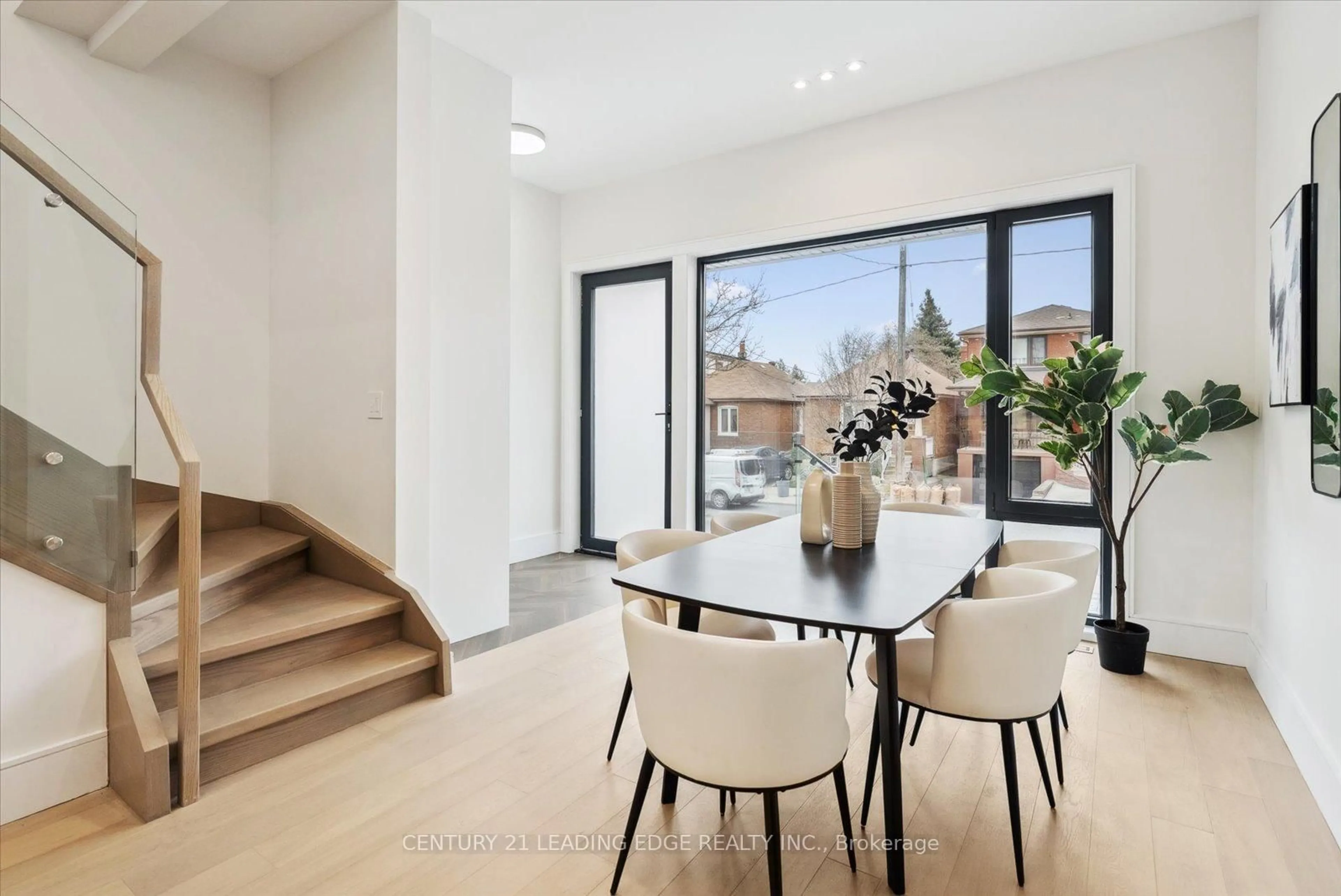 Dining room, unknown for 257 Robina Ave, Toronto Ontario M6C 3Y9