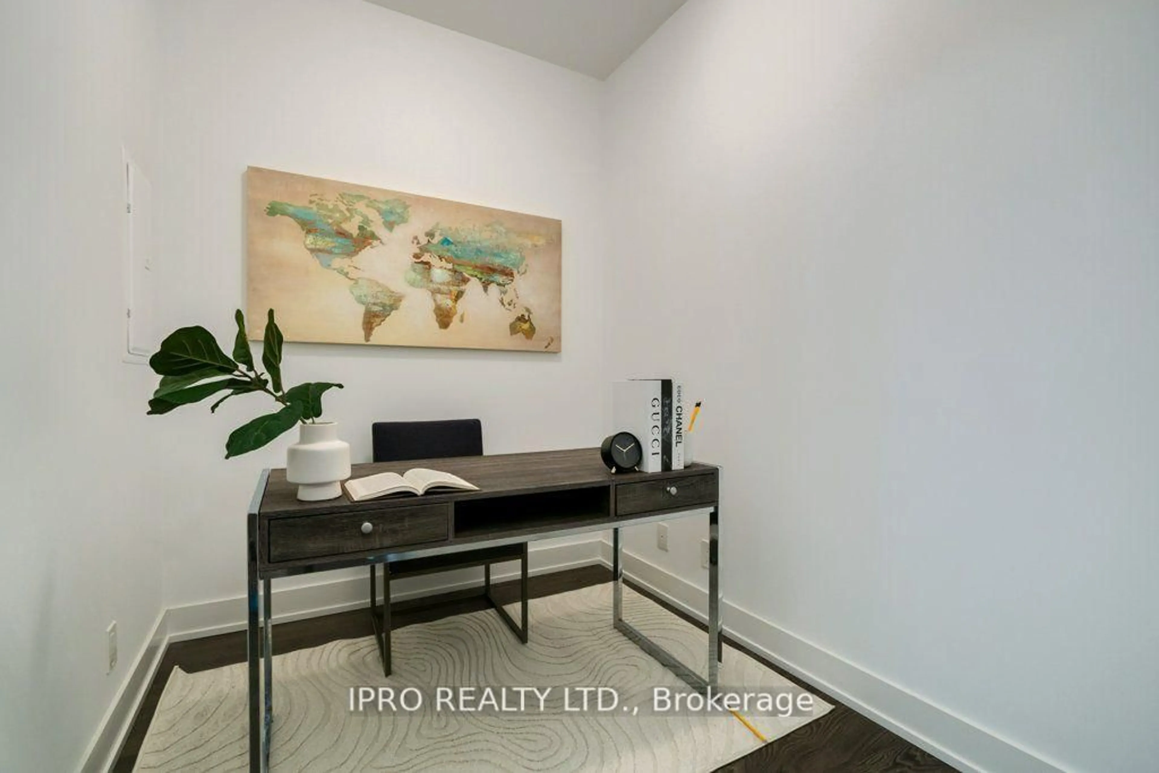 A pic of a room for 11 Lillian St #1205, Toronto Ontario M4S 0C3