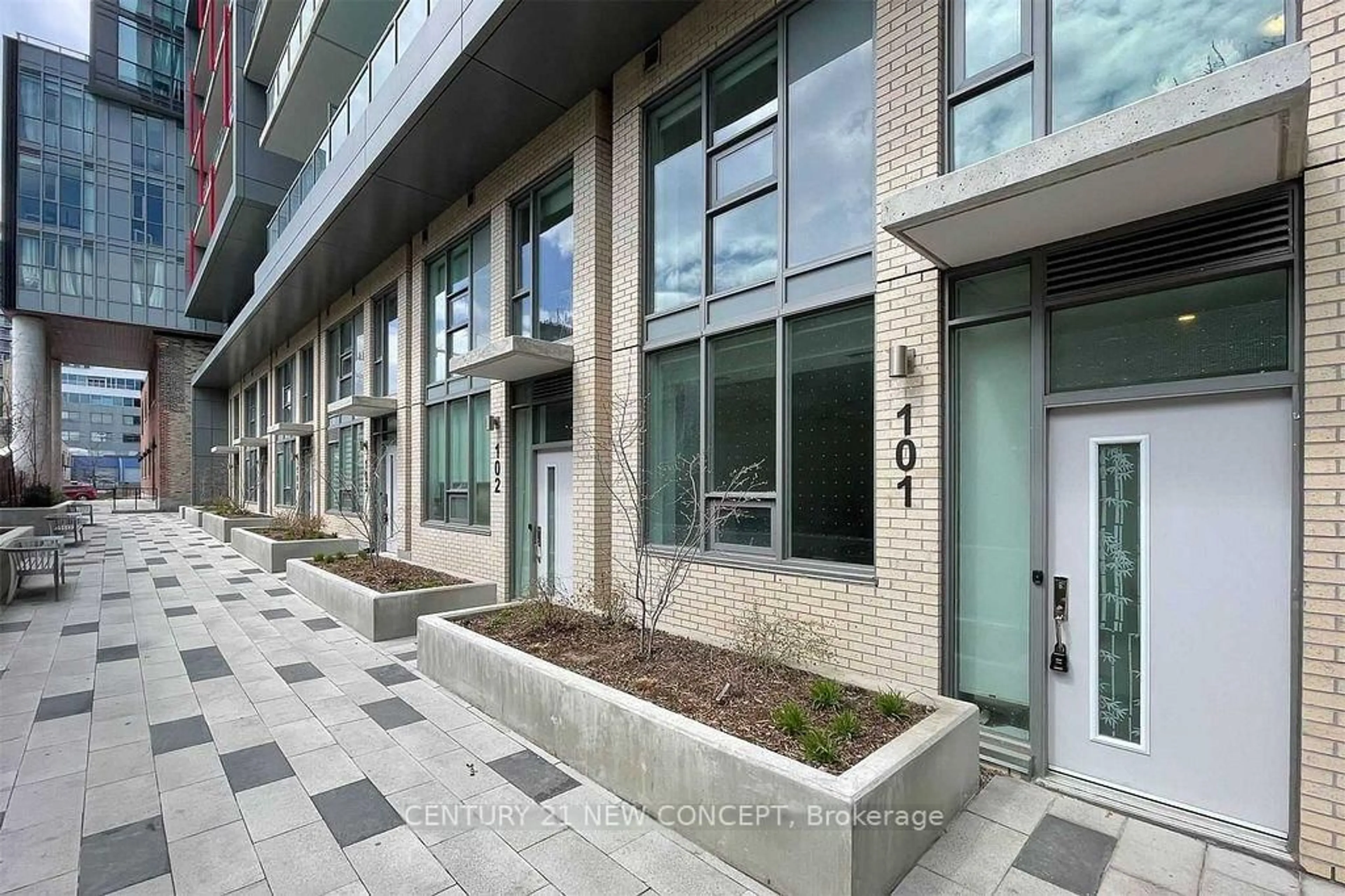 Unknown for 120 Parliament St #TH101, Toronto Ontario M5A 0N6