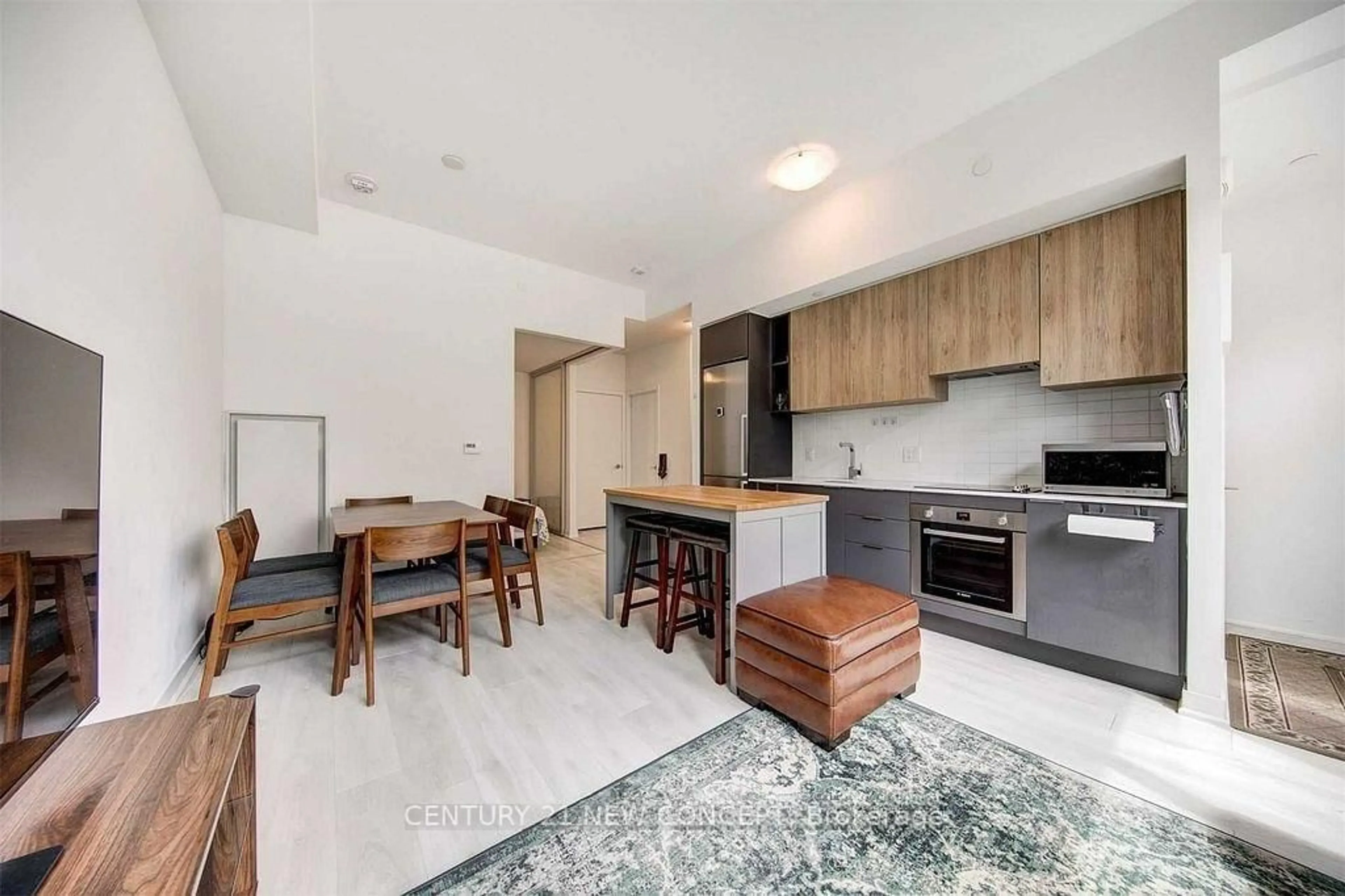 Open concept kitchen, unknown for 120 Parliament St #TH101, Toronto Ontario M5A 0N6