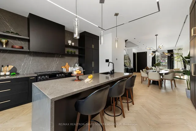Additional property image - 102 Ulster St
