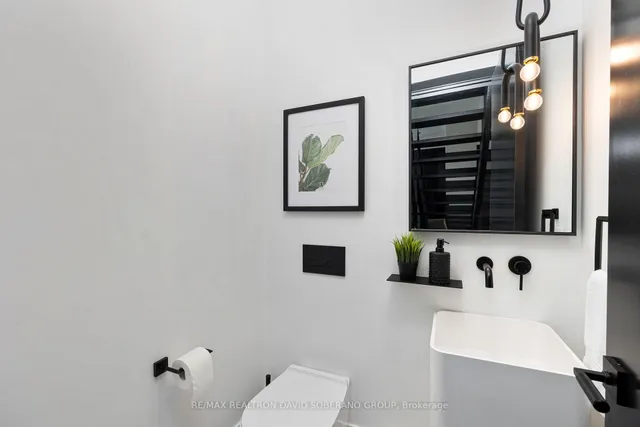 Additional property image - 102 Ulster St