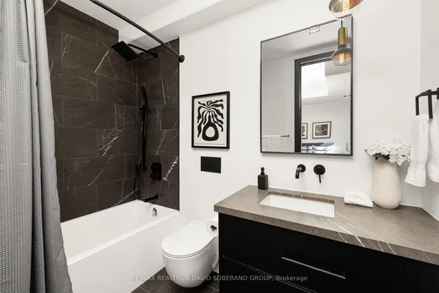 Additional property image - 102 Ulster St