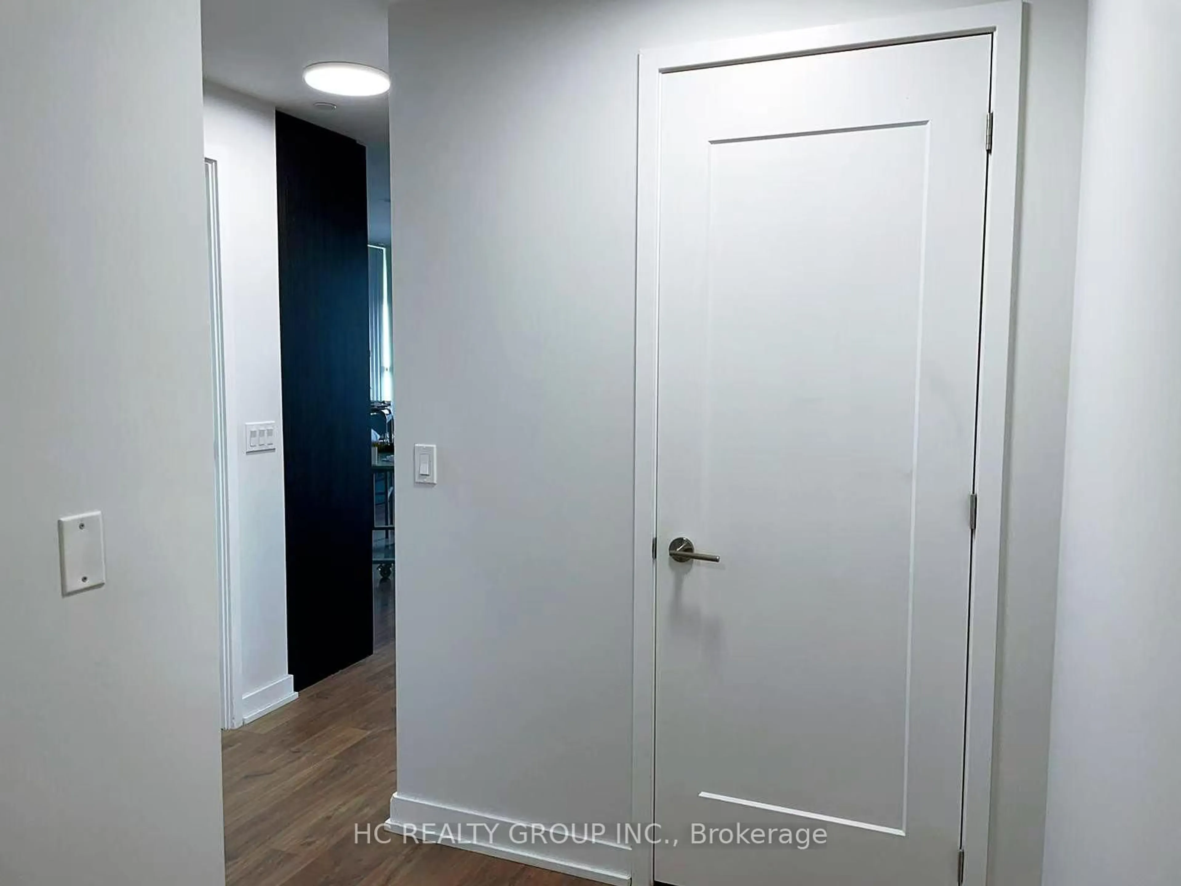 Indoor entryway for 99 John St #3007, Toronto Ontario M5V 0S6