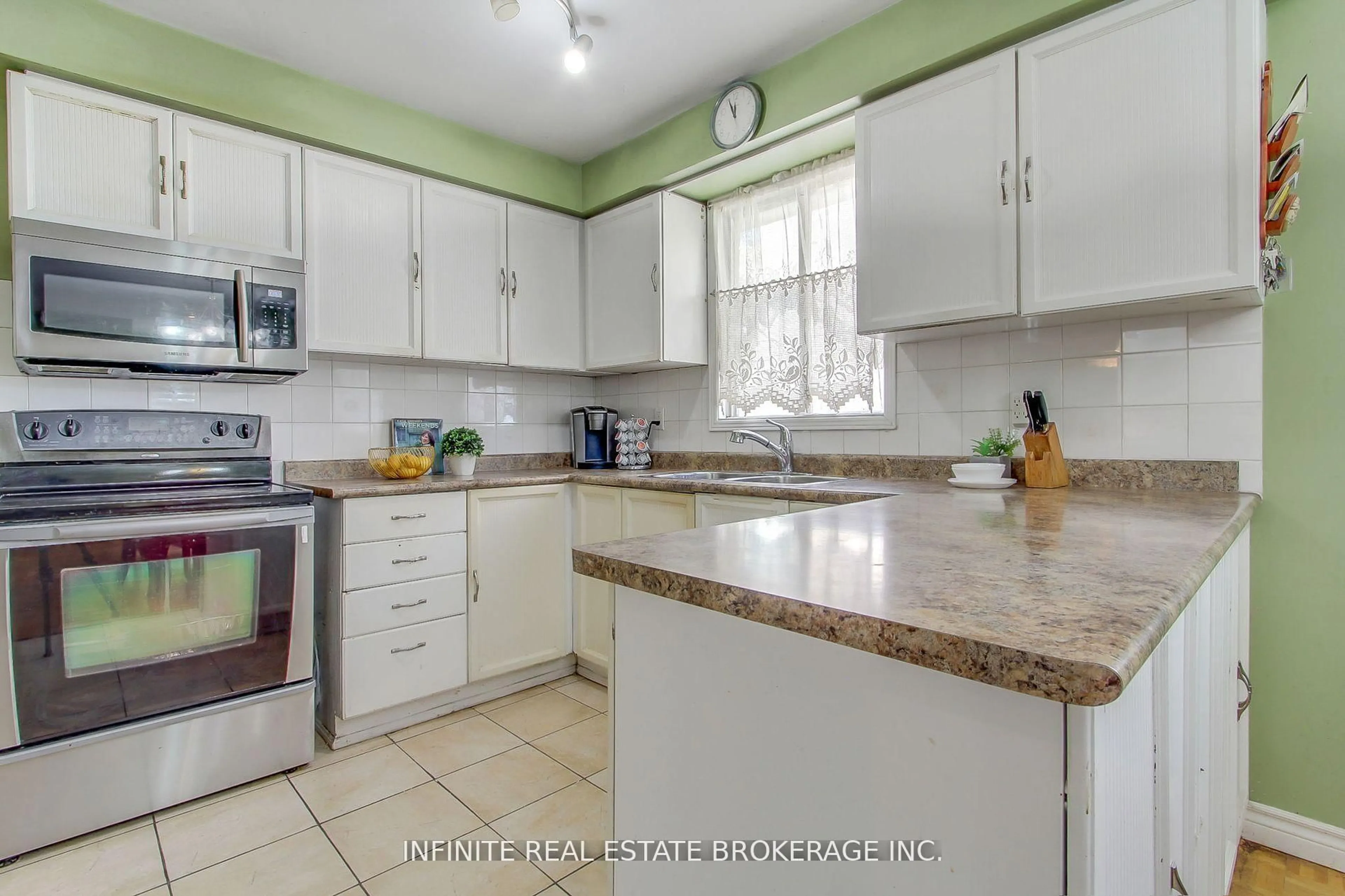 Standard kitchen, ceramic/tile floor for 610 Vaughan Rd, Toronto Ontario M6C 2R5
