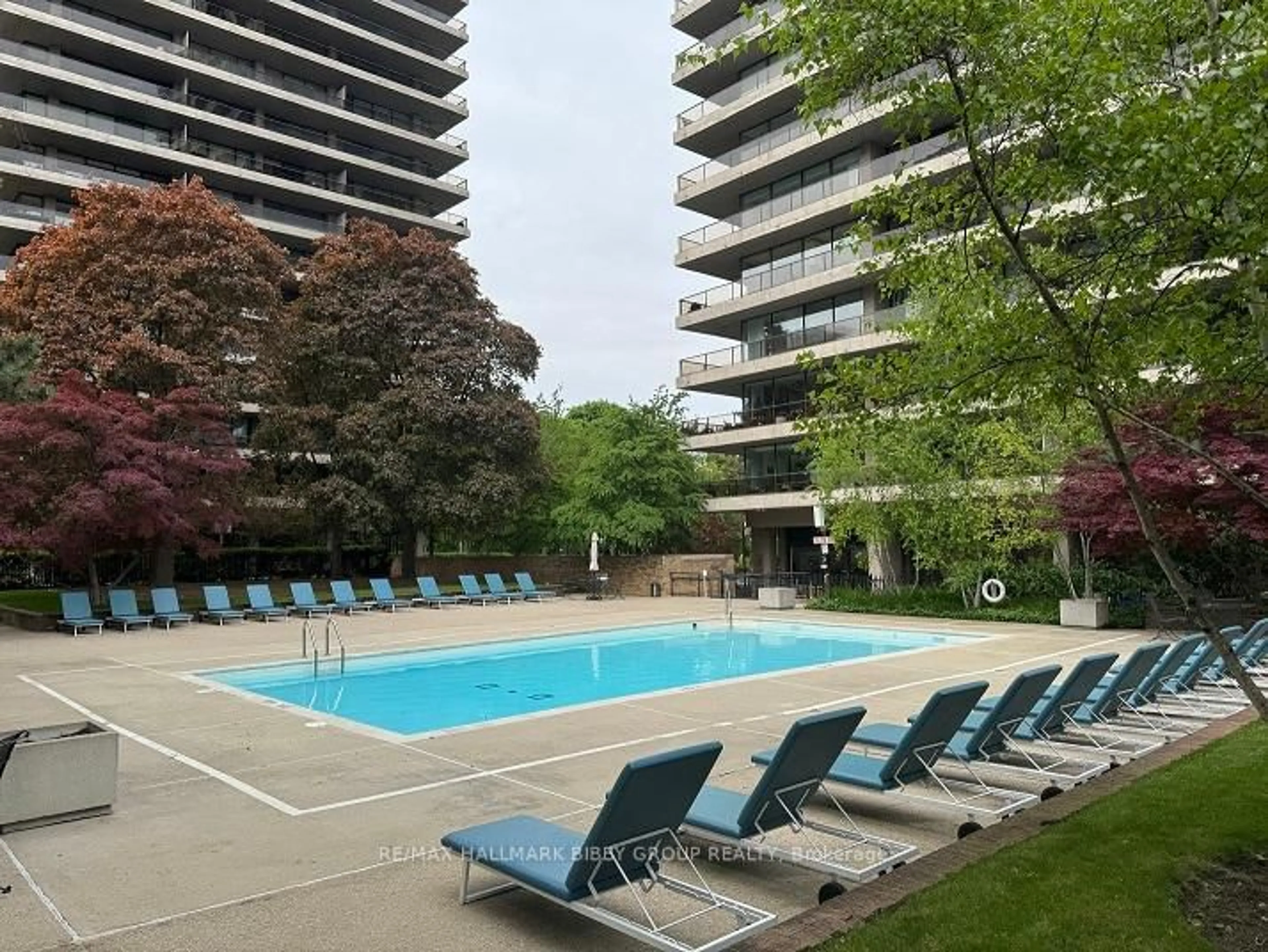 Pool for 20 Avoca Ave #601, Toronto Ontario M4T 2B8