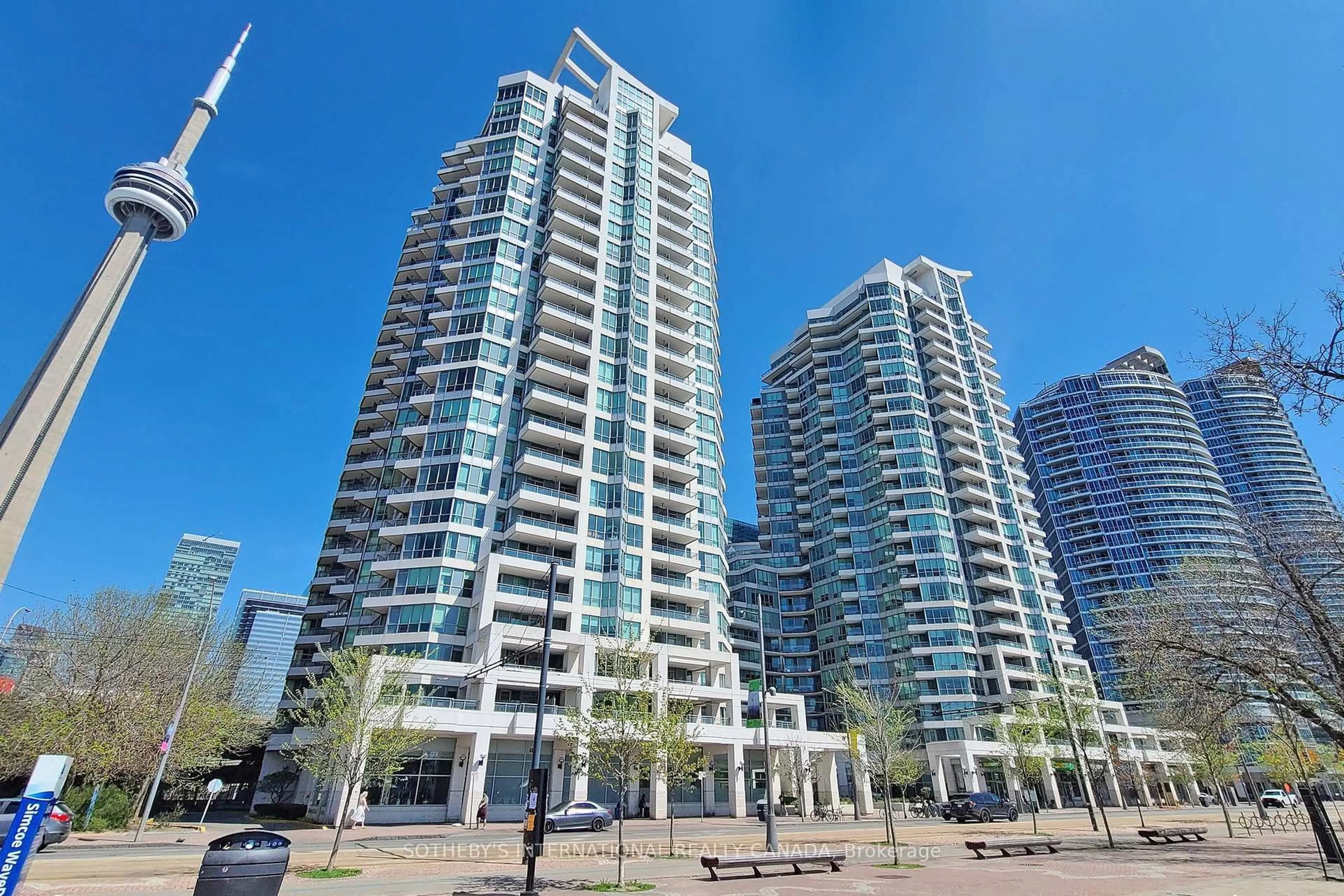 Unknown for 228 Queens Quay #1005, Toronto Ontario M5J 2X1