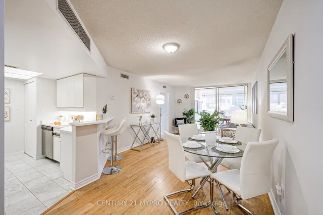 Additional property image - 1001 Bay St Unit 1506
