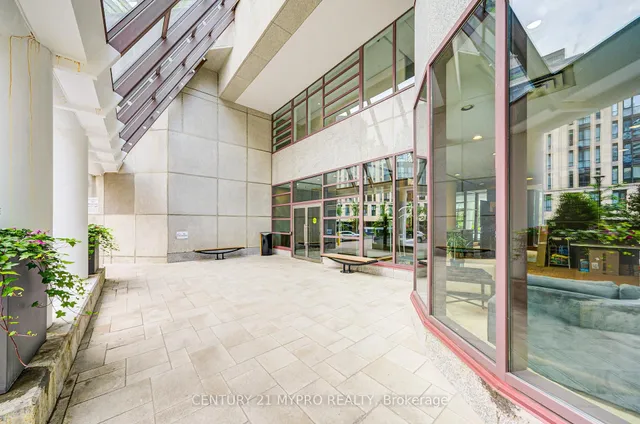 Additional property image - 1001 Bay St Unit 1506