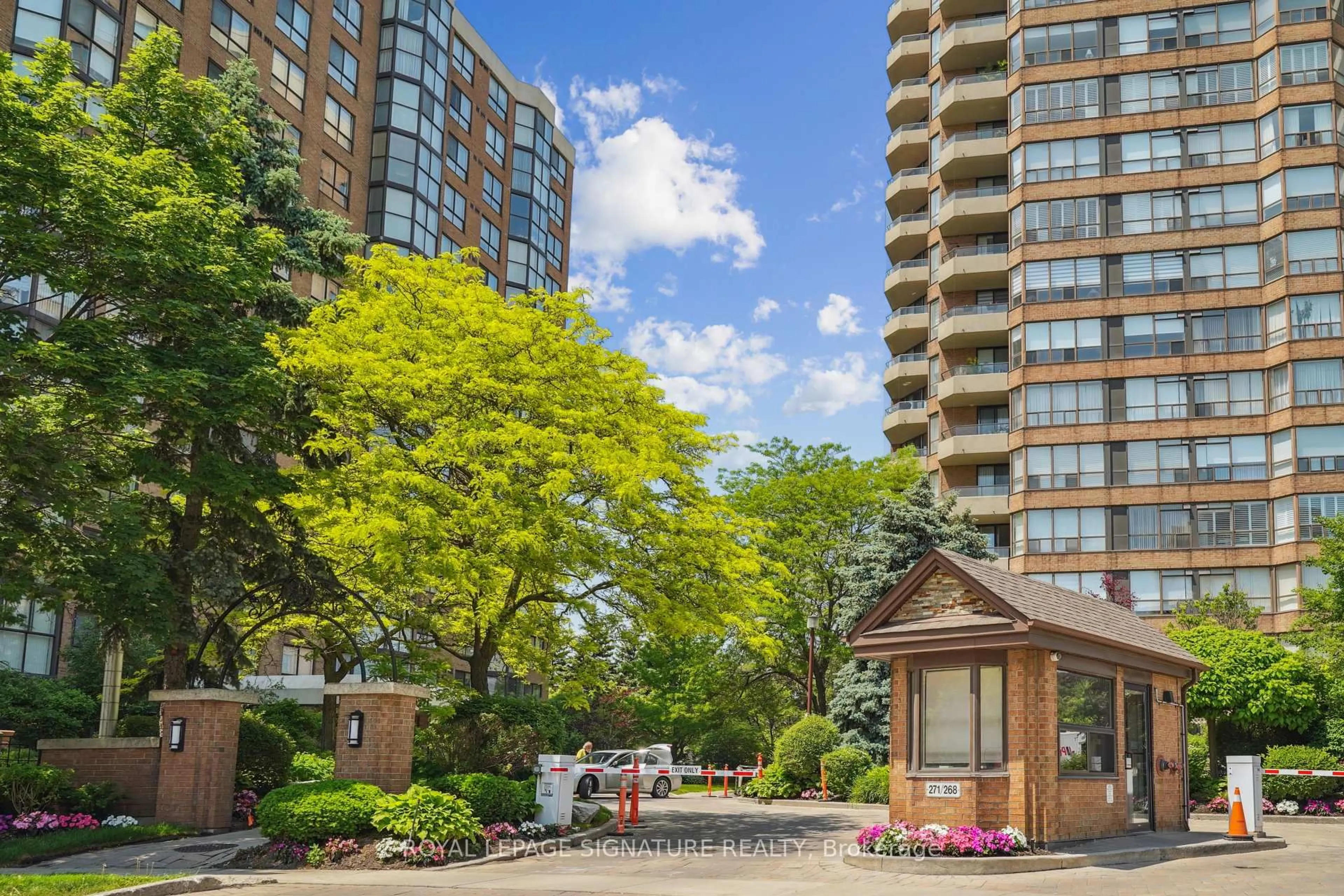 Unknown for 271 Ridley Blvd #407, Toronto Ontario M3H 1K8