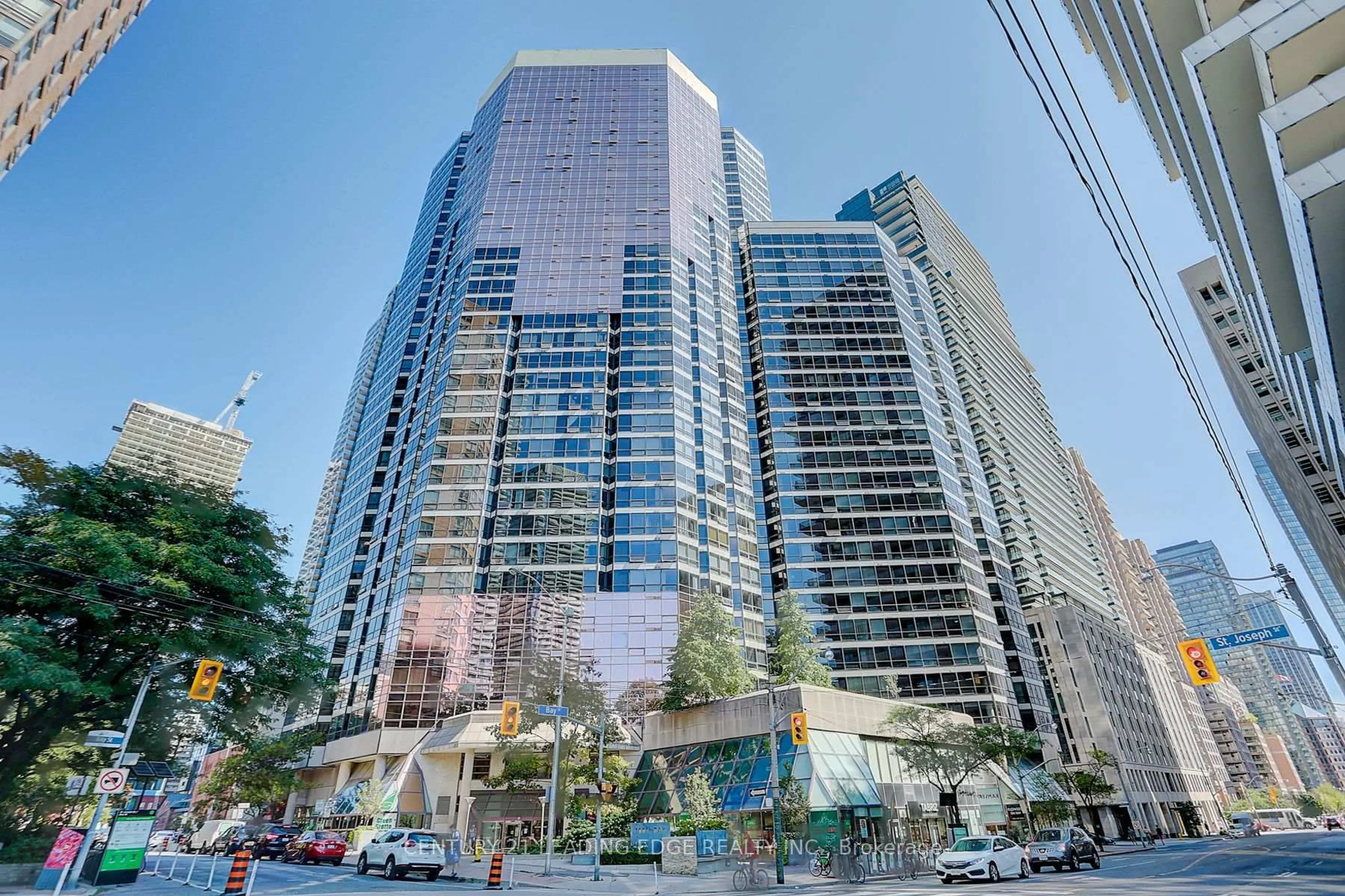 Unknown for 1001 Bay St #514, Toronto Ontario M5S 3A6