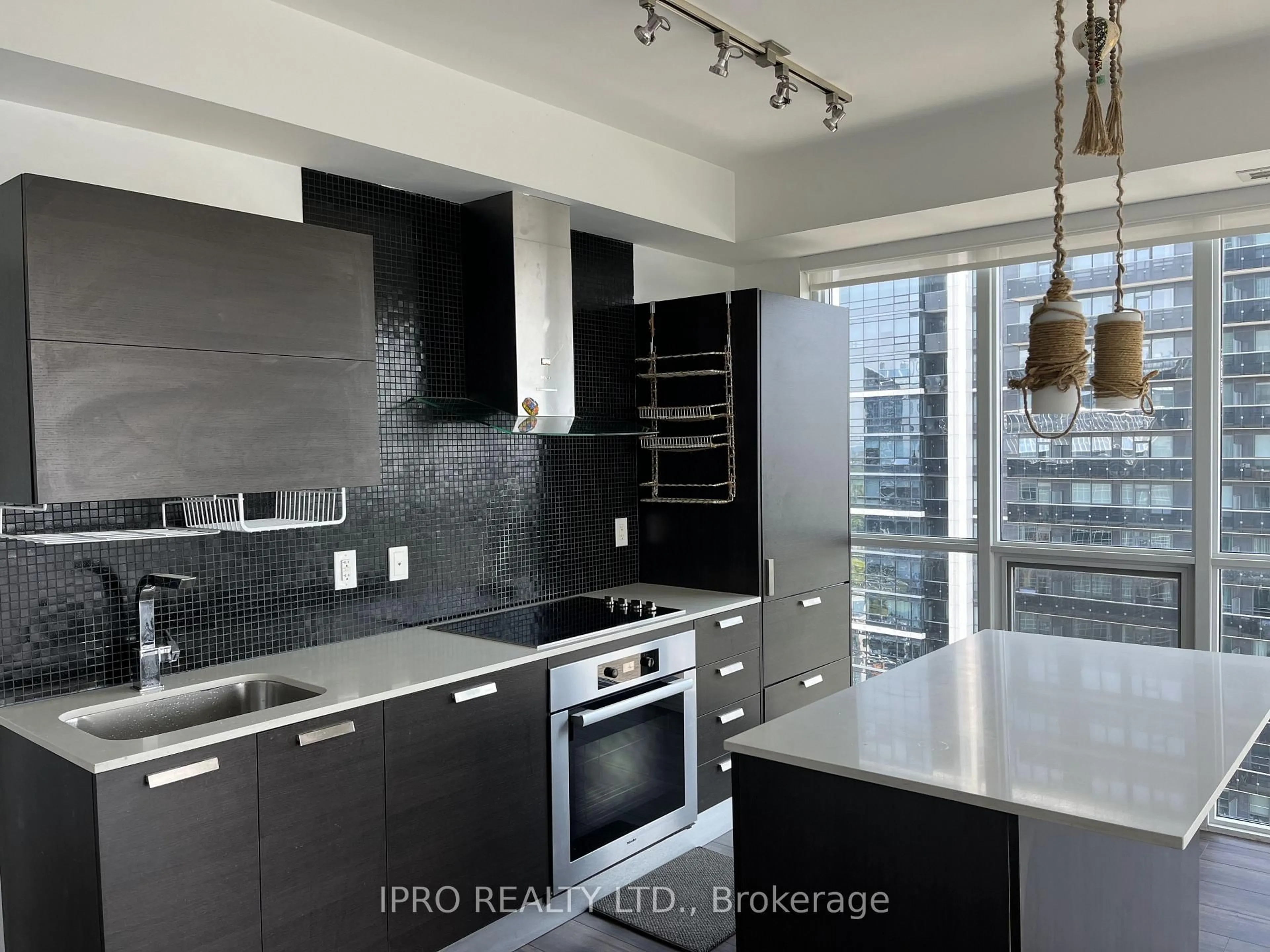 Unknown for 9 Bogert Ave #2702, Toronto Ontario M2N 0H3